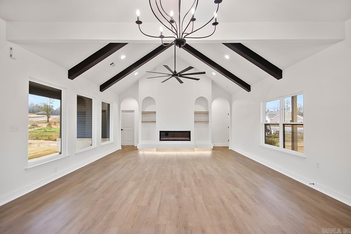 WINCHESTER ESTATES - Residential