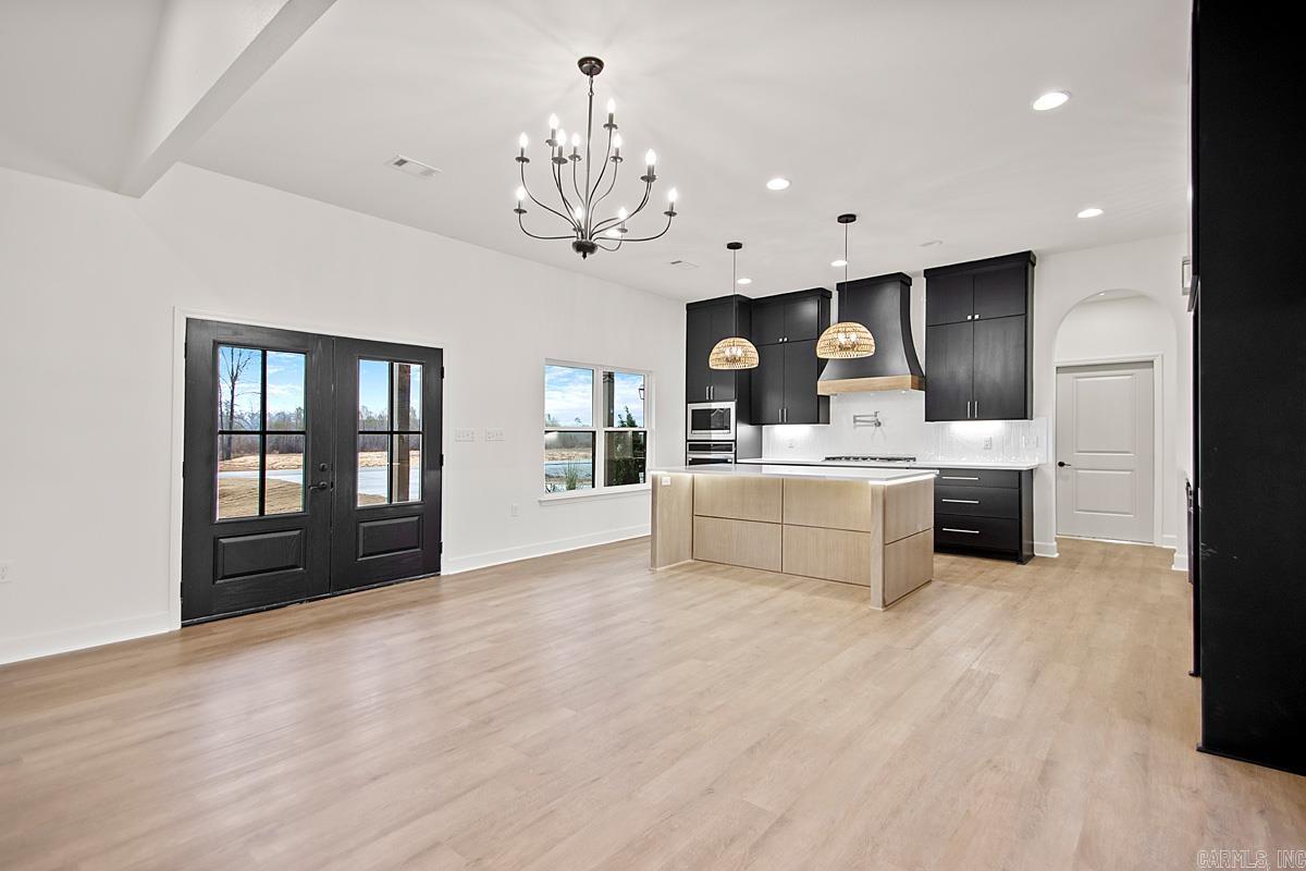 WINCHESTER ESTATES - Residential