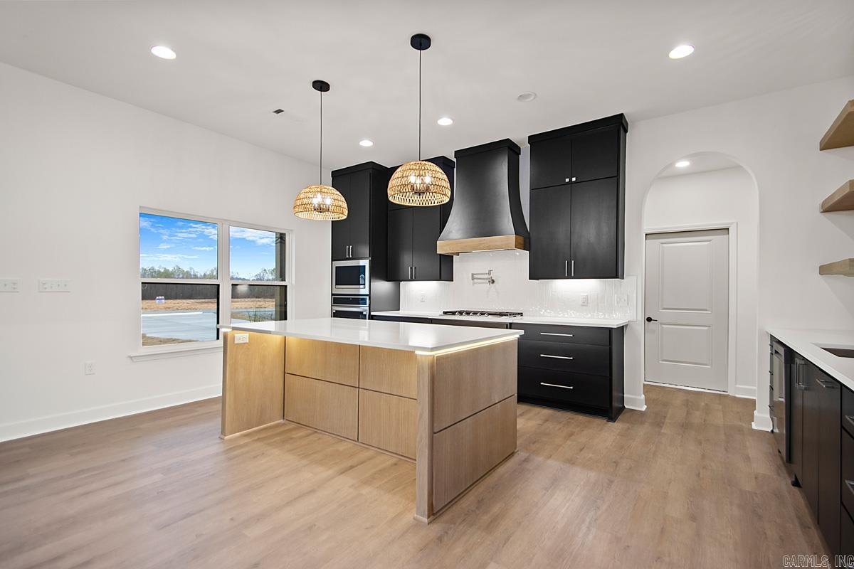 WINCHESTER ESTATES - Residential