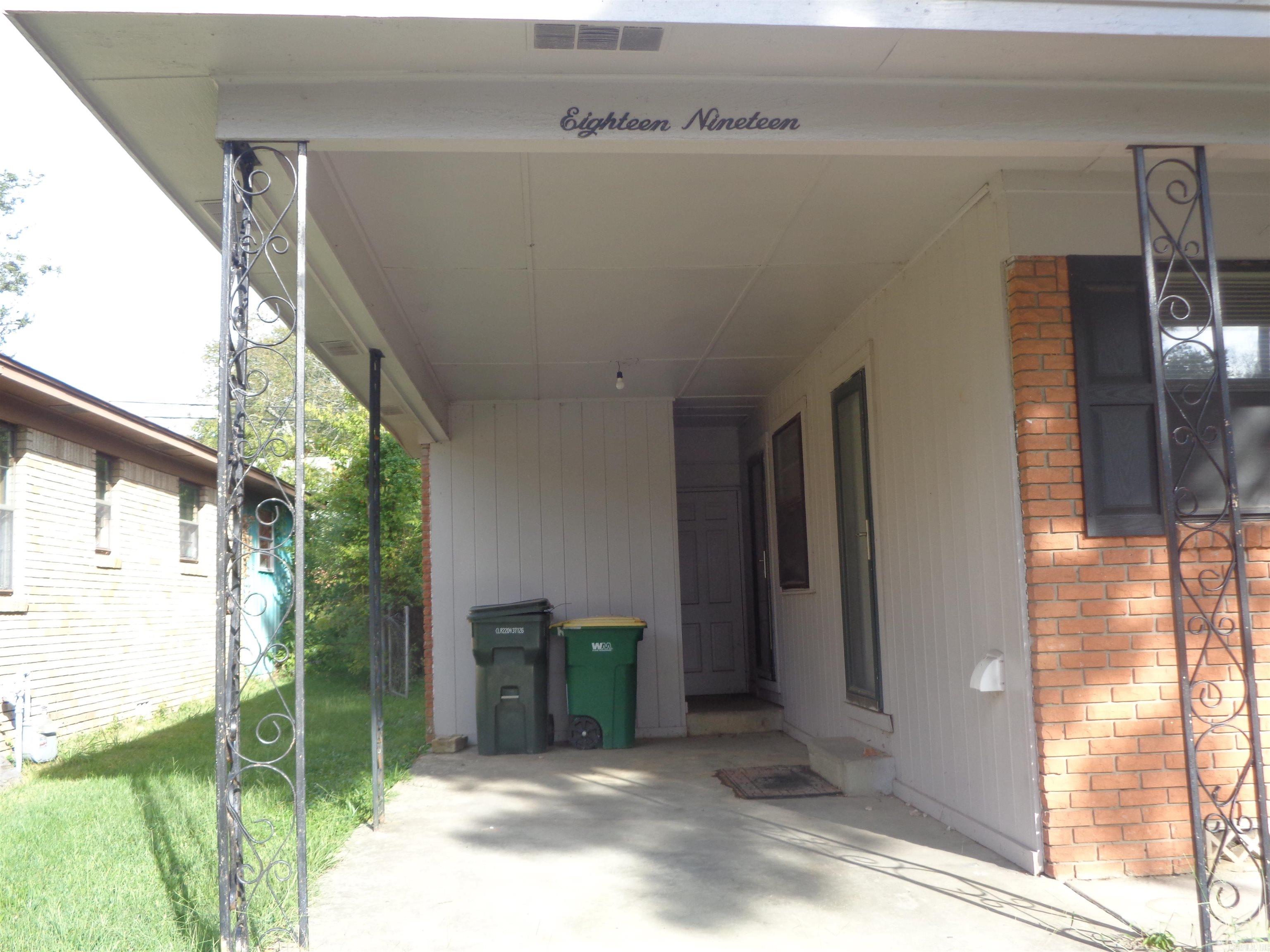 Buhlers 10th - Residential Lease