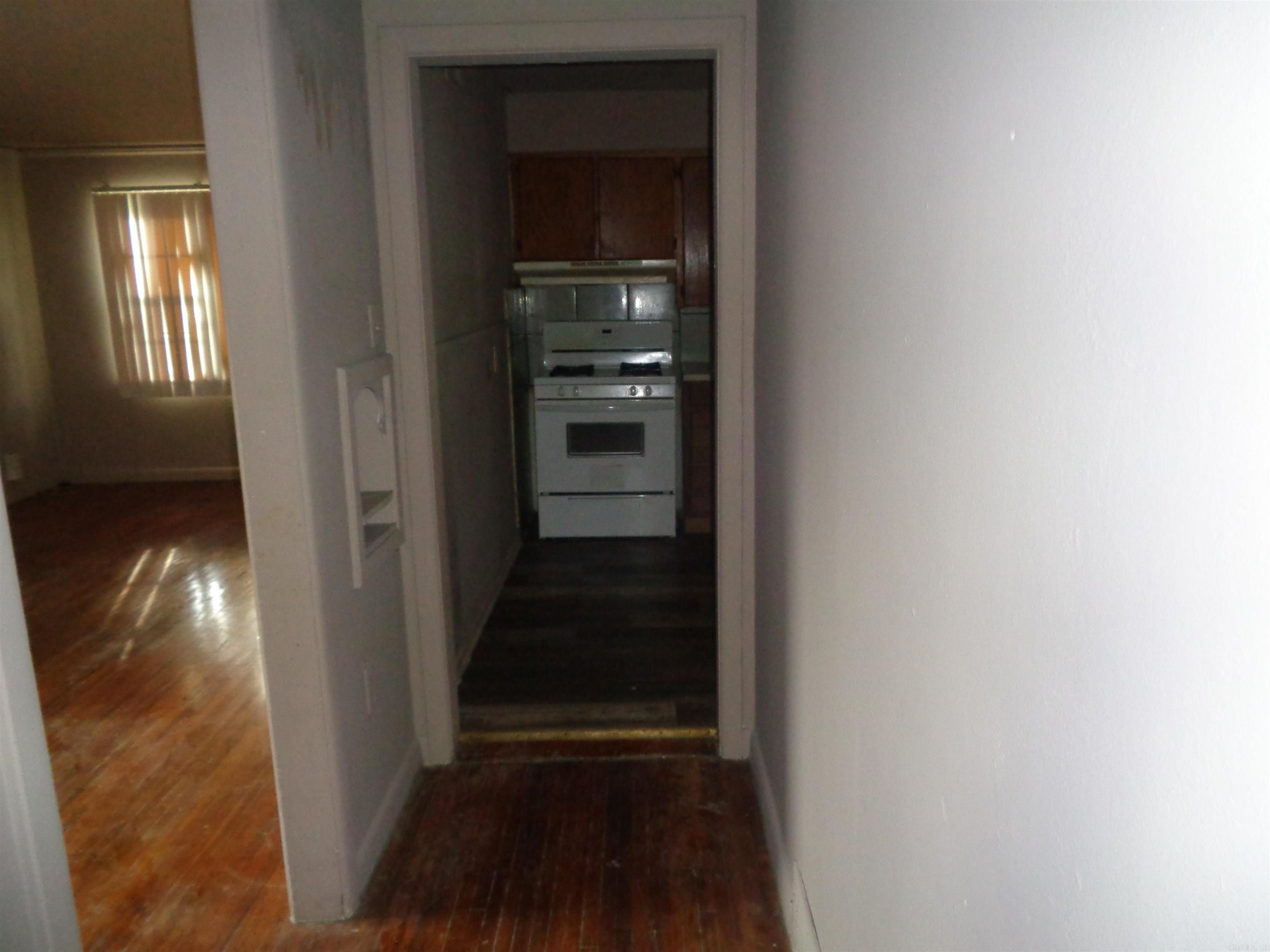 Buhlers 10th - Residential Lease