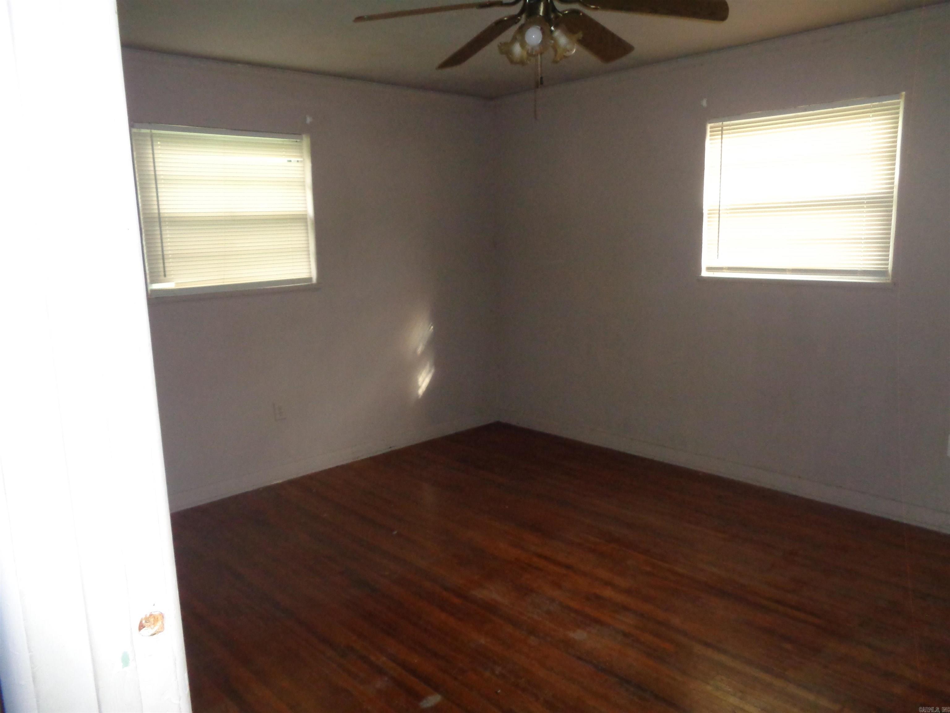 Buhlers 10th - Residential Lease