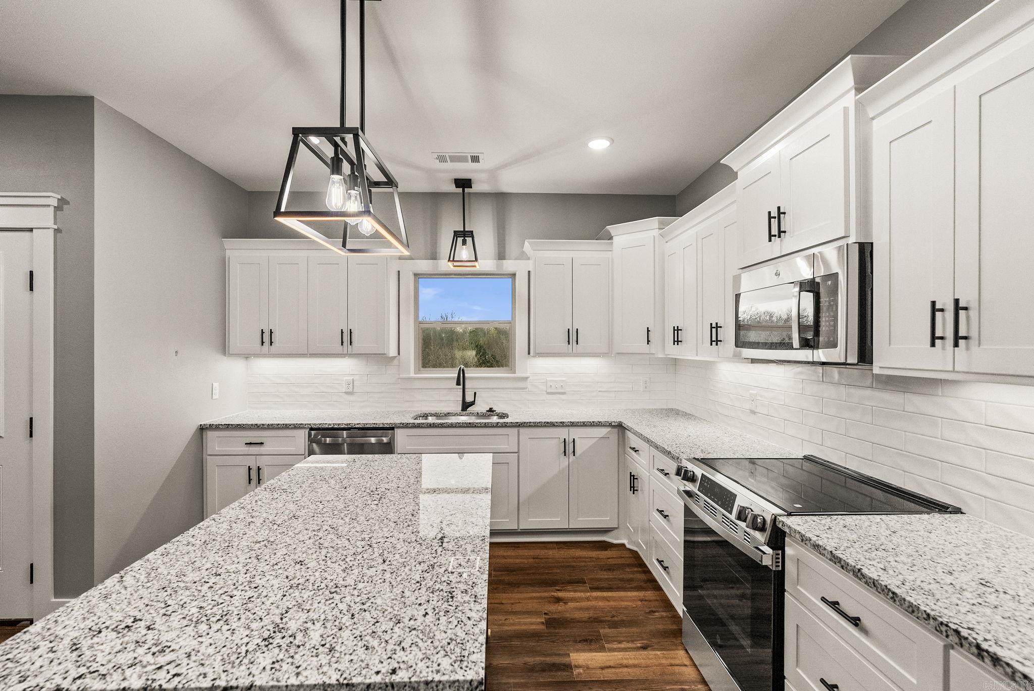 SUMMERLYN SUBDIVISION - Residential