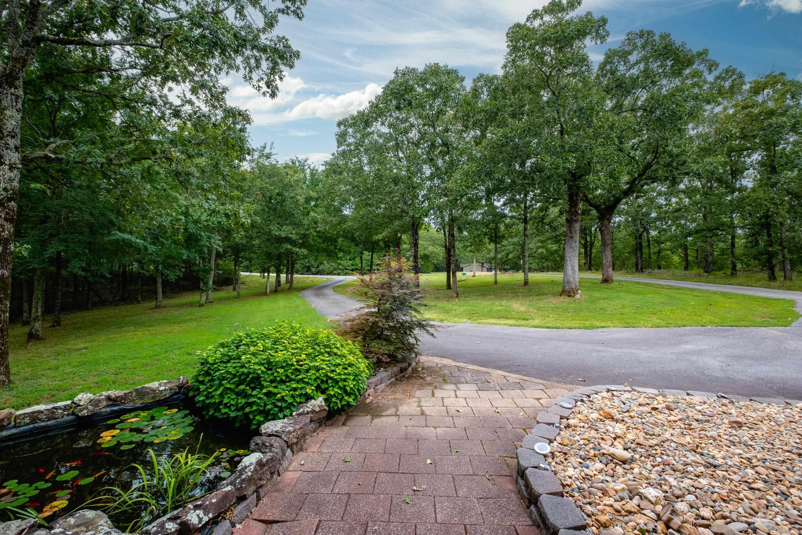 PINE VALLEY EST - Residential