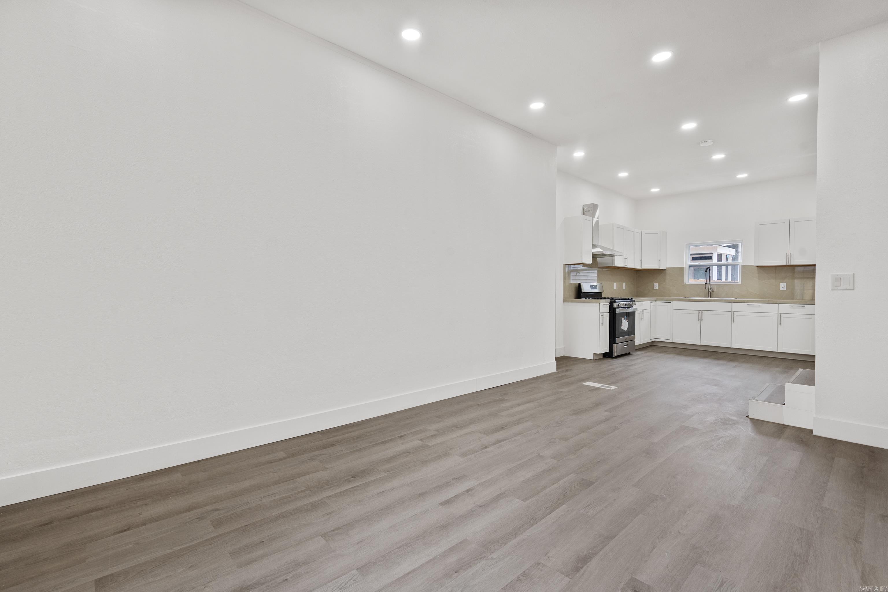 DAWERS SUB - Residential