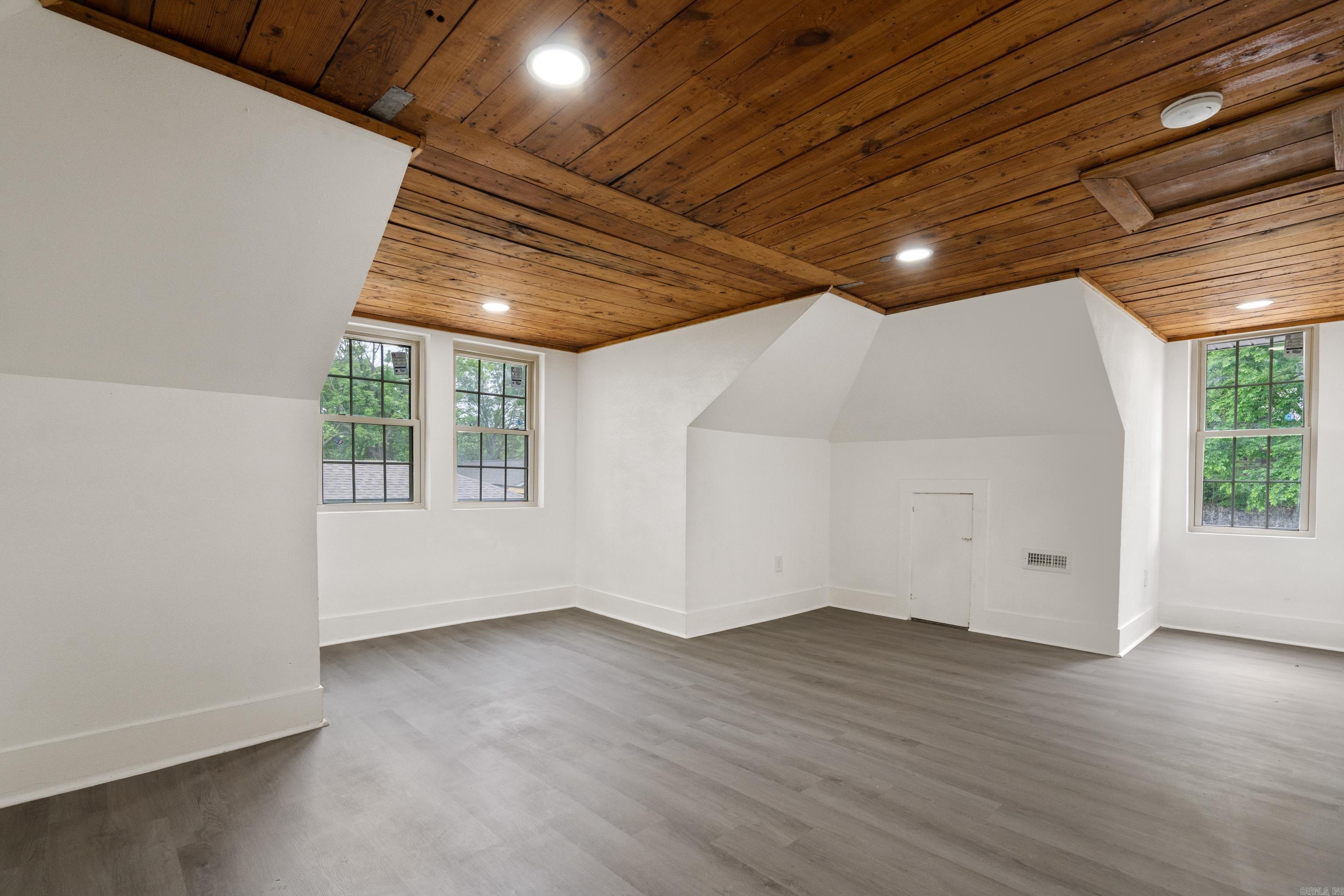 DAWERS SUB - Residential