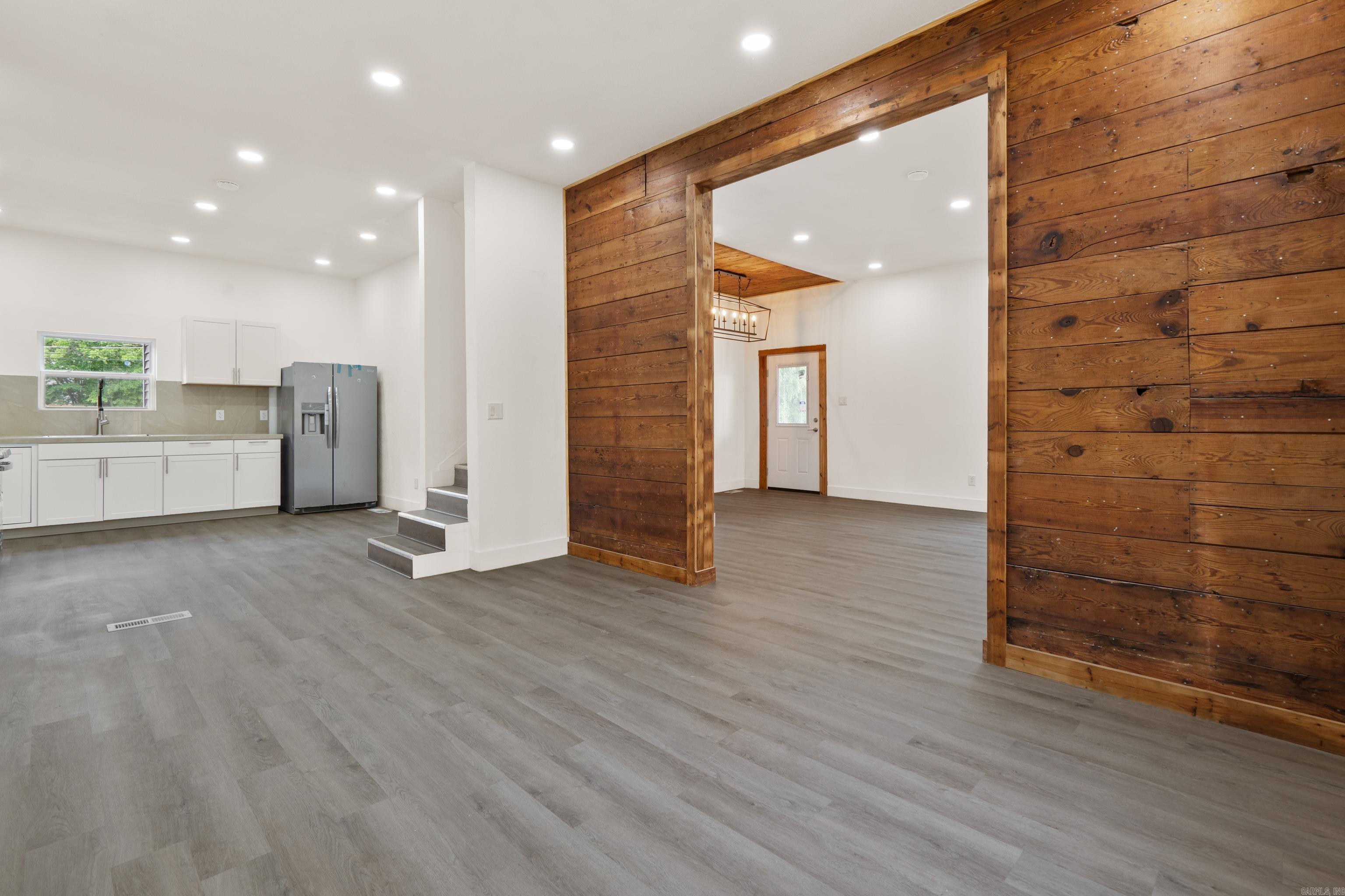 DAWERS SUB - Residential