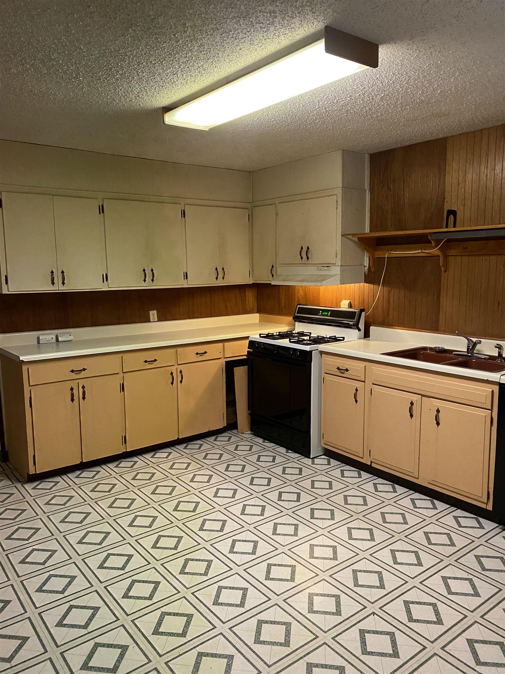 PERRYVILLE ORIGINAL - Residential