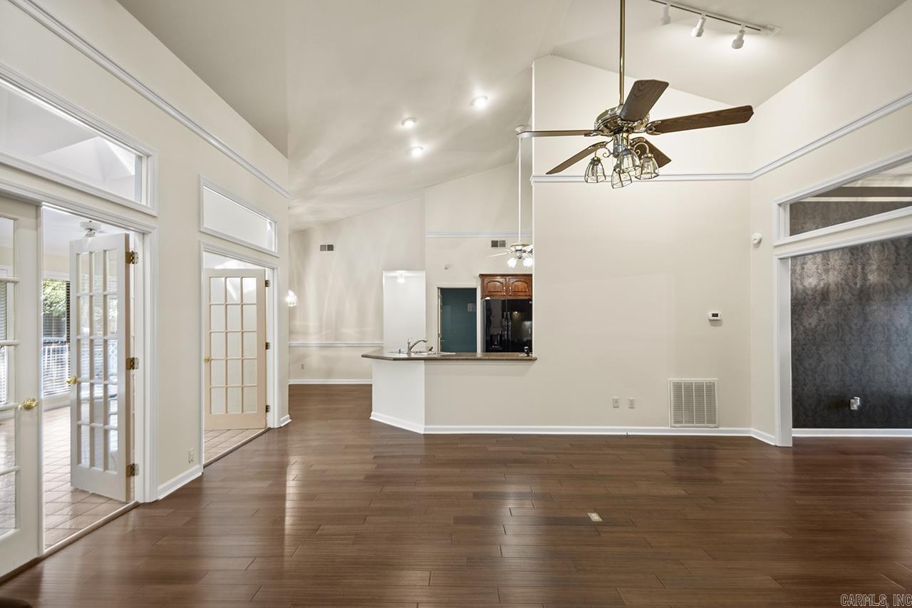 OVERBROOK - Residential