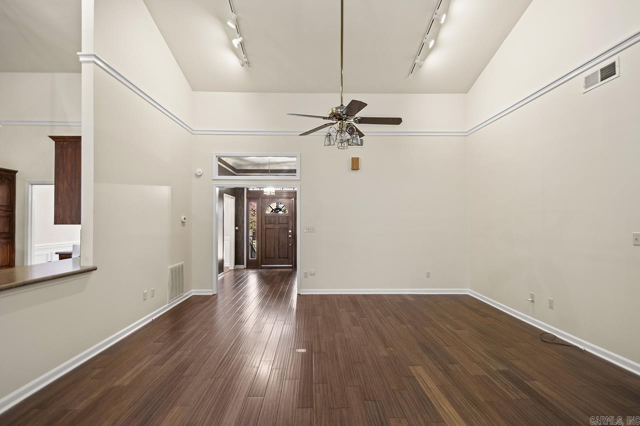 OVERBROOK - Residential