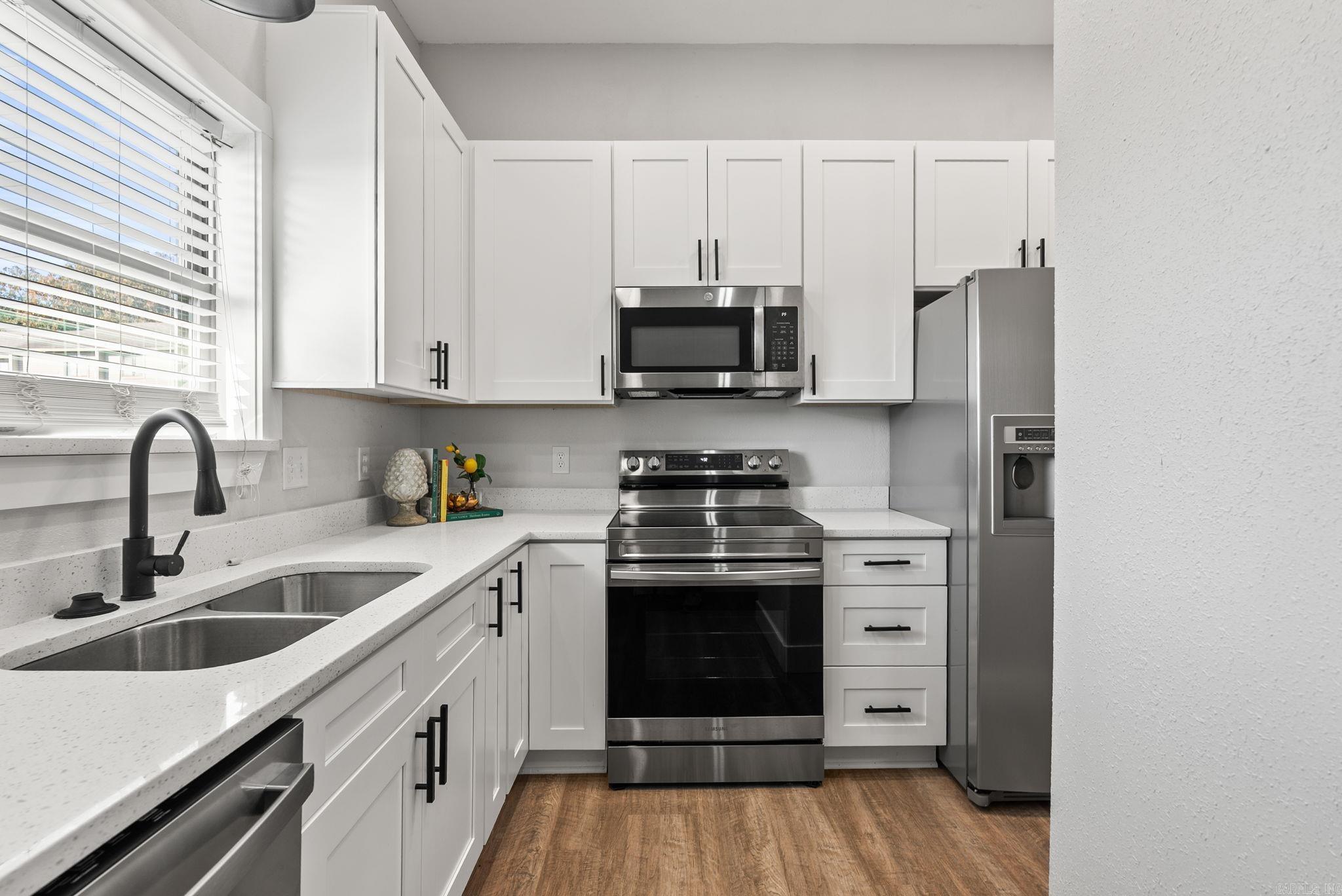 EDGEHILL TOWNHOMES ADDN - Residential