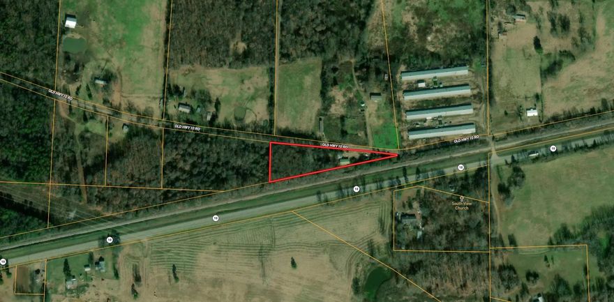 2.13 acres between casa and ola. Seller thinks there used to be a house or mobile home there suggesting utilities are in place.  Buyer would need to verify this Seller will finance his property