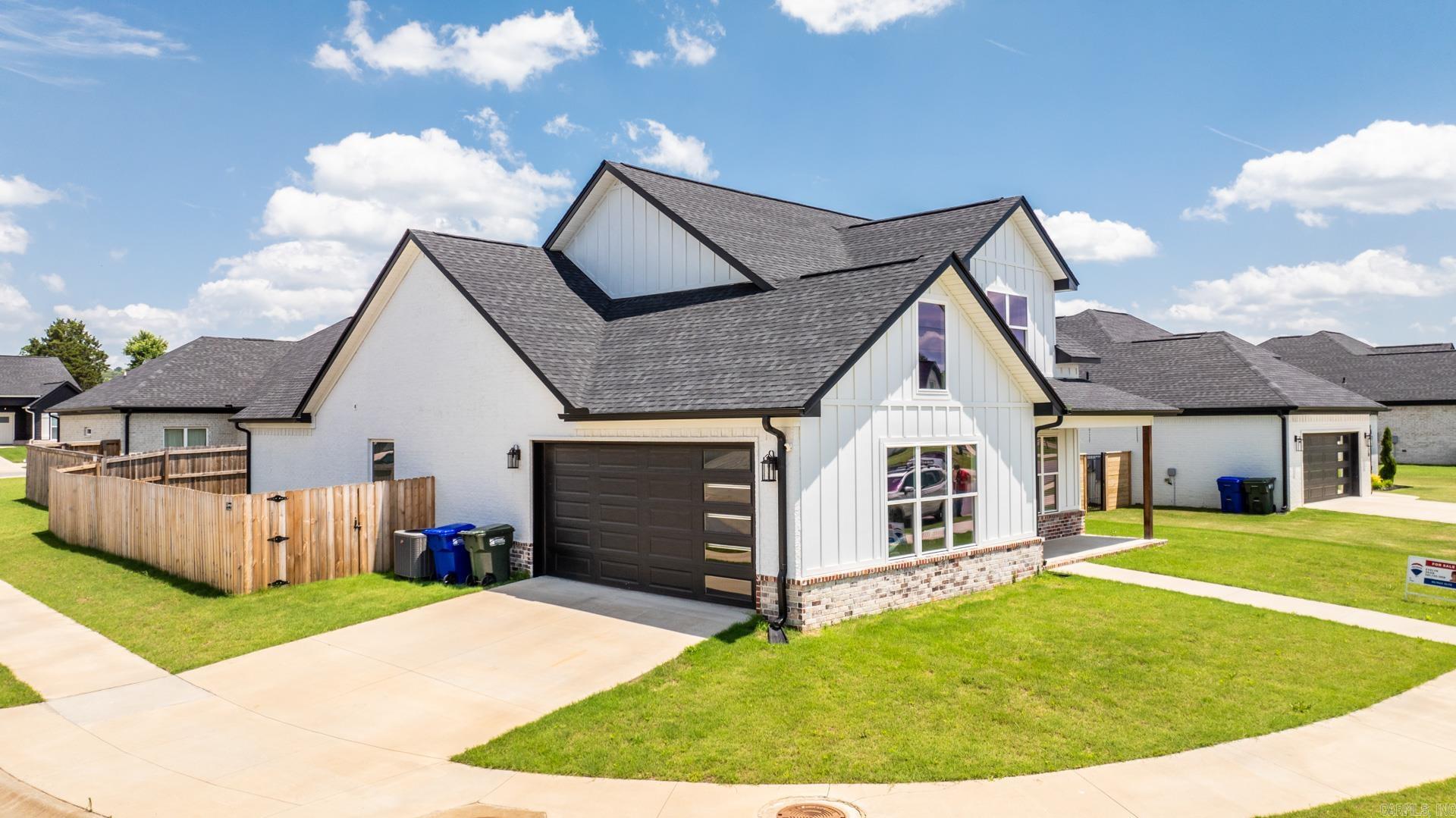 RIVENDALE COVE - Residential