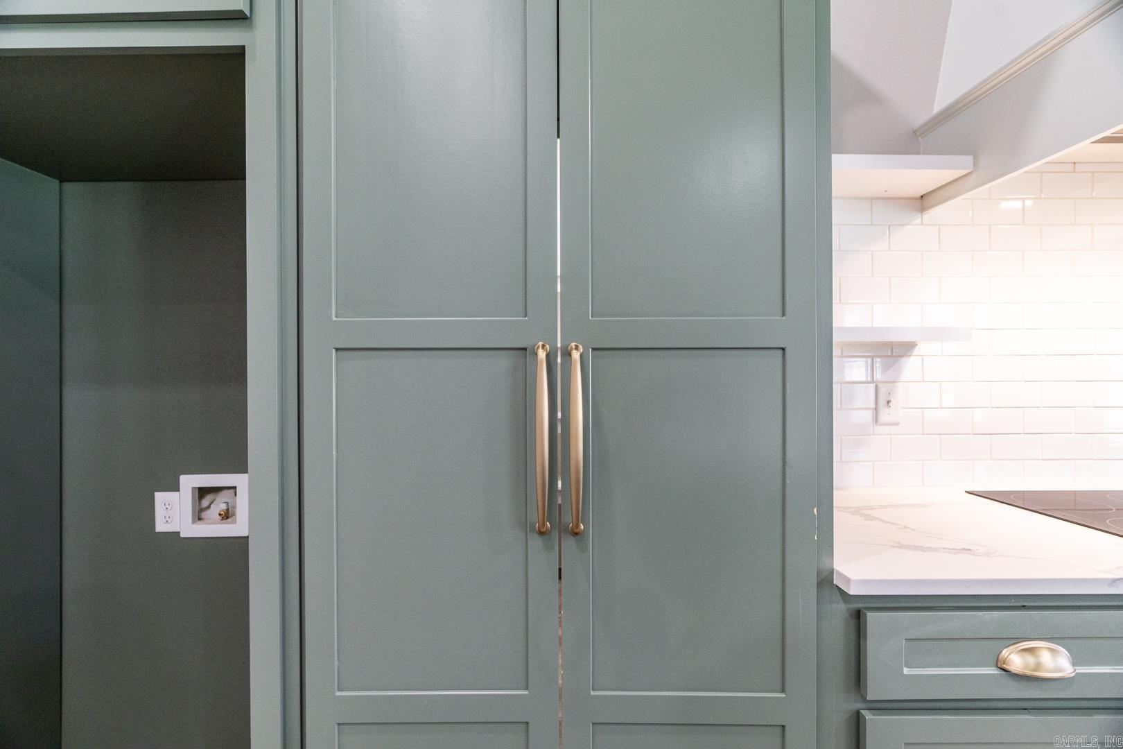 RIVENDALE COVE - Residential