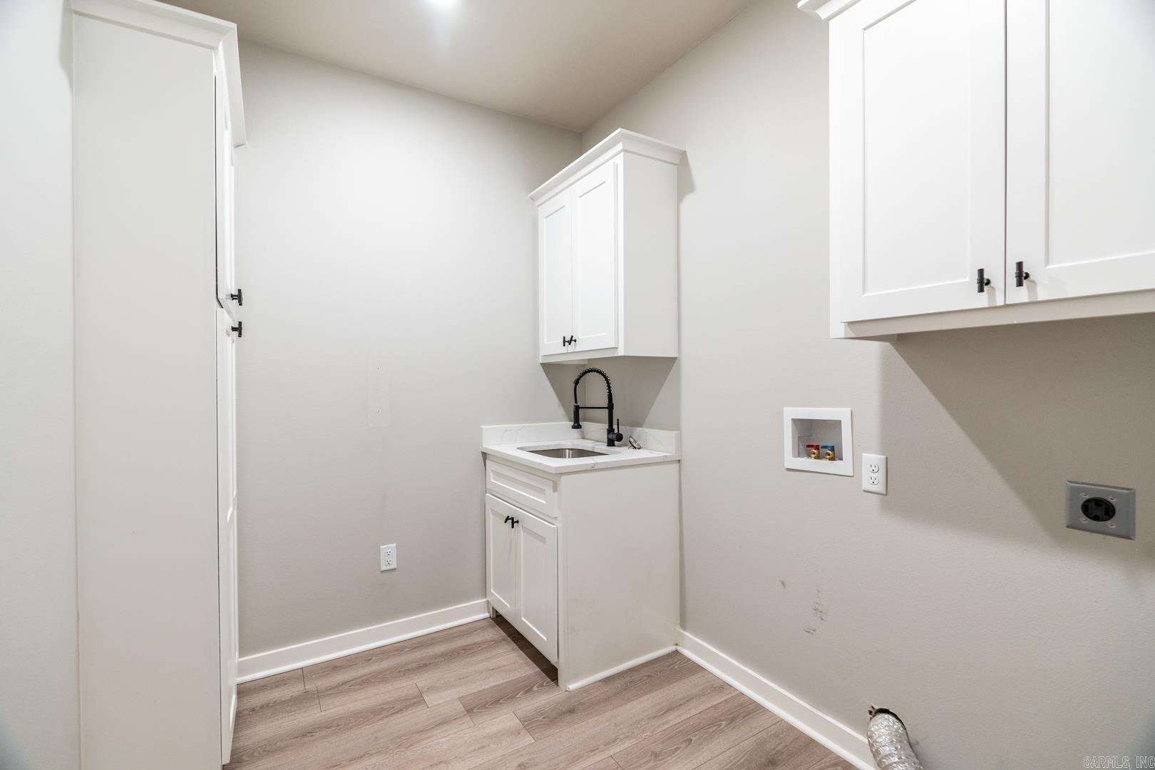 RIVENDALE COVE - Residential