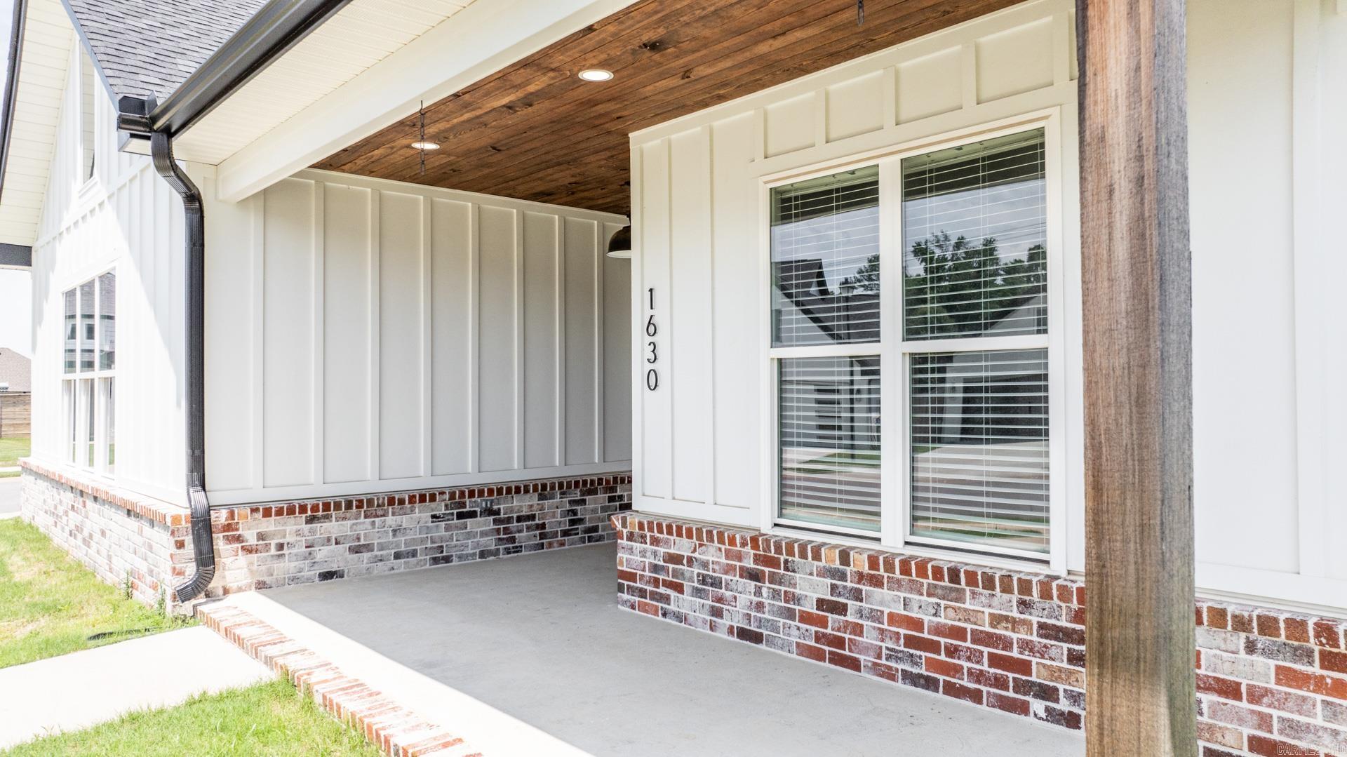 RIVENDALE COVE - Residential