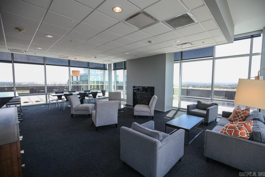 300 THIRD HPR - Residential