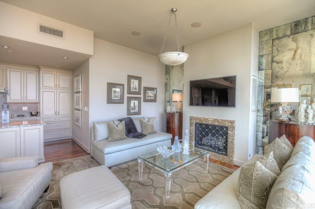 300 THIRD HPR - Residential