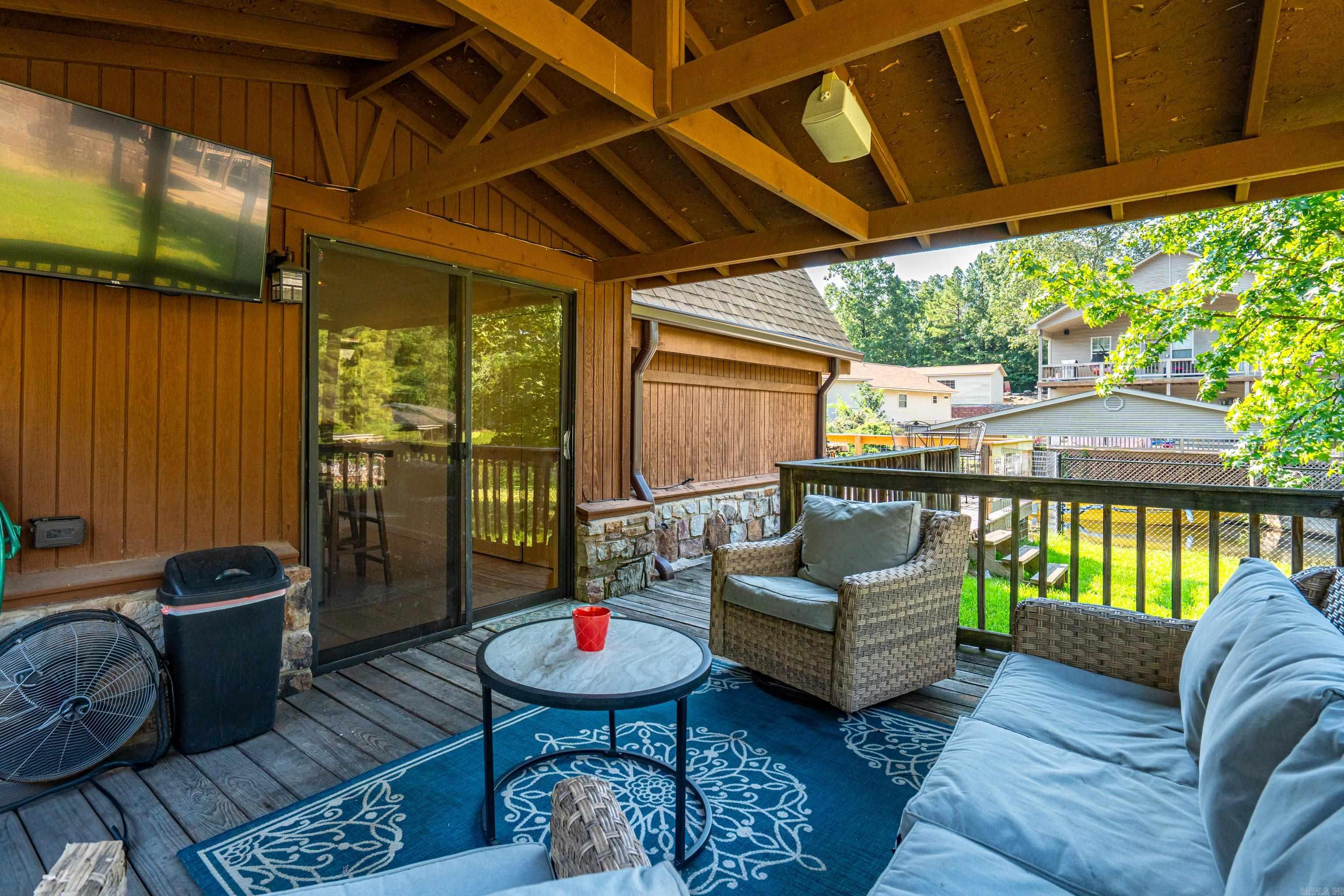 Lackeys Lake Front #3 - Residential