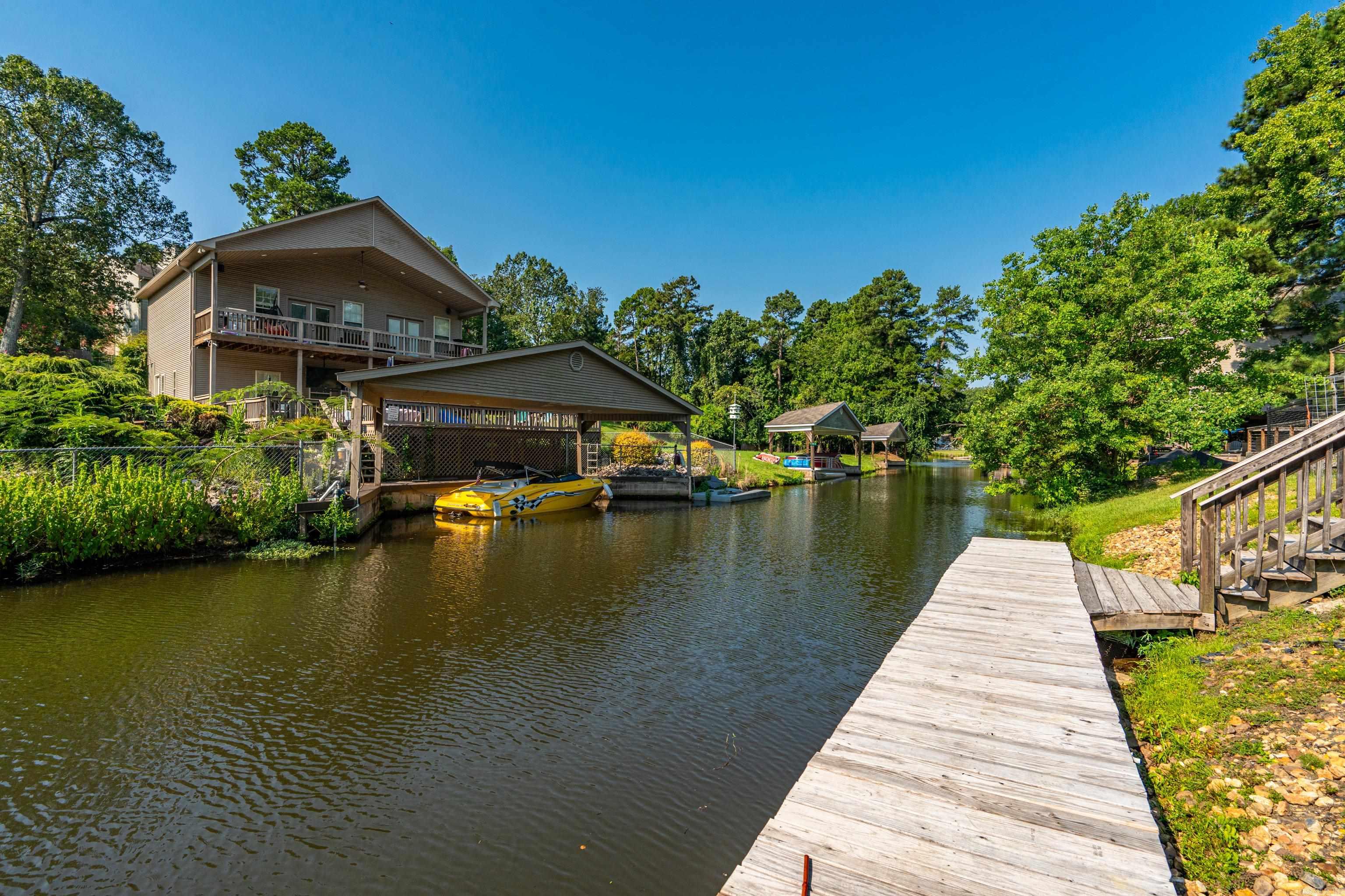 Lackeys Lake Front #3 - Residential