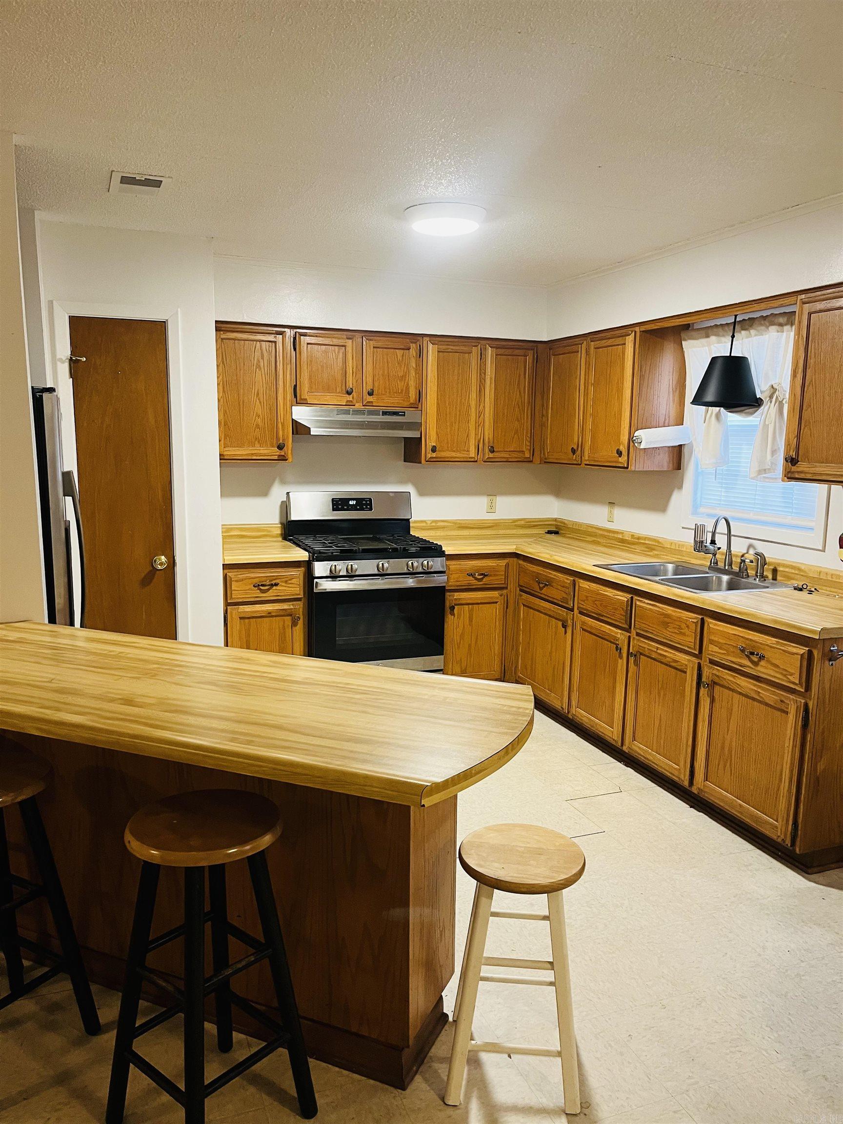 SPRING BRANCH - Residential