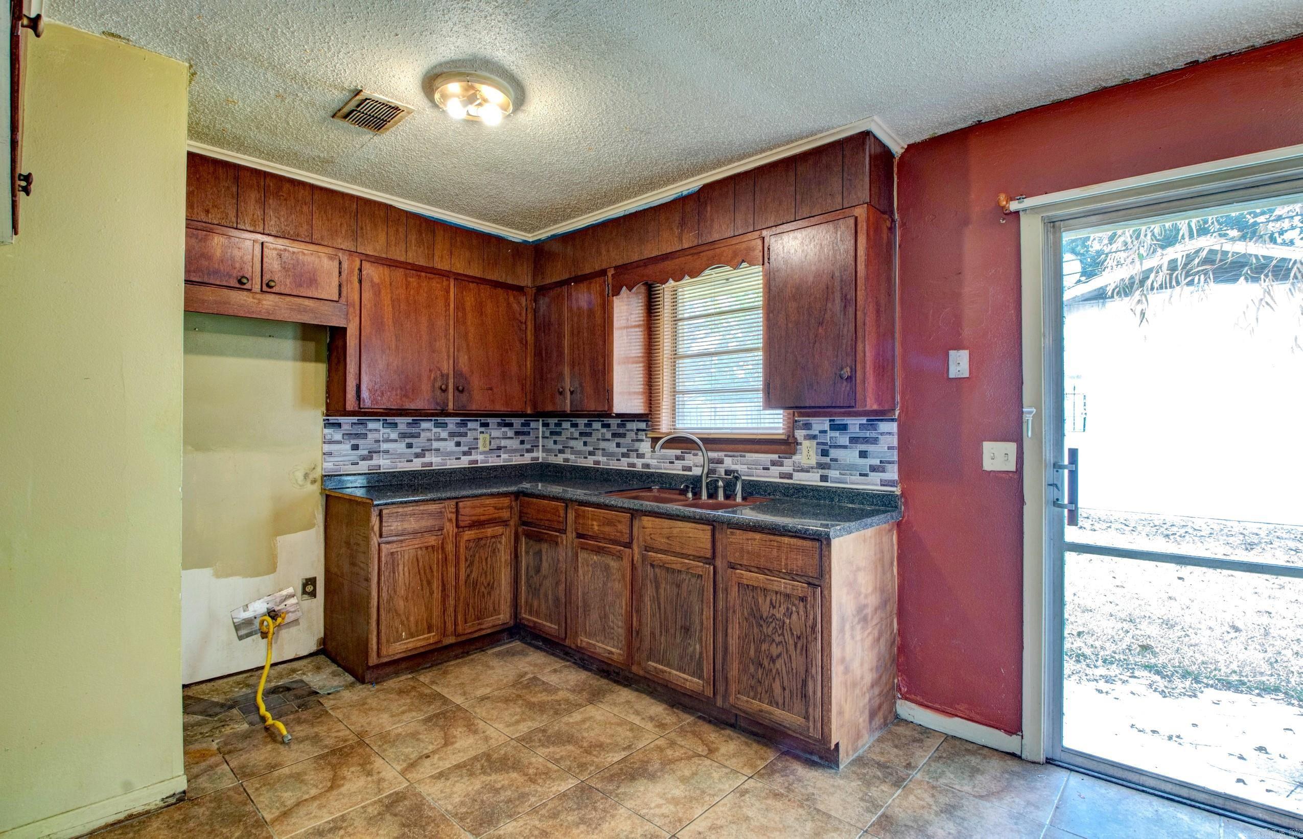 BONNIE PARK ADD - Residential