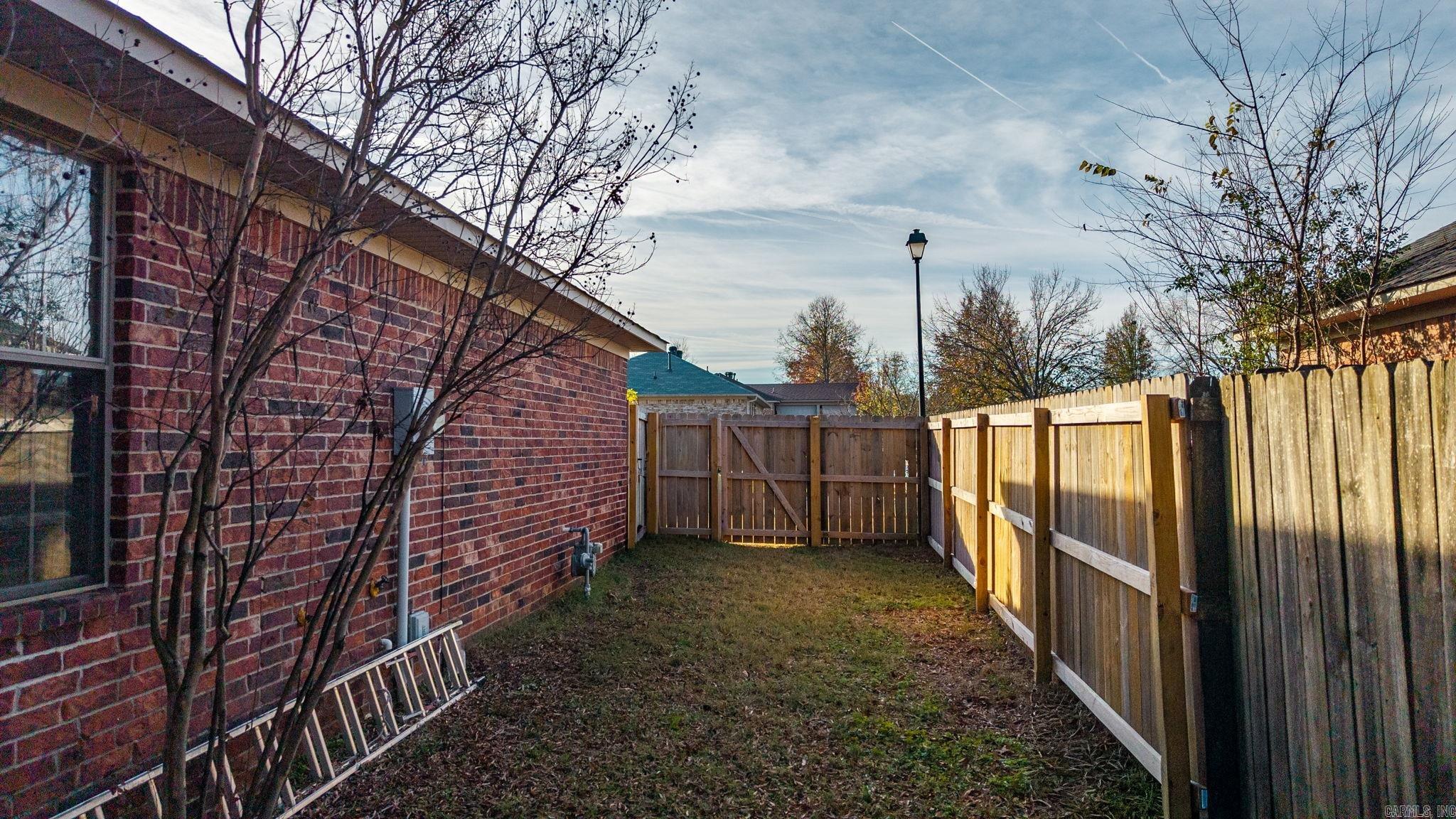 THE FALLS P.U.D. - Residential