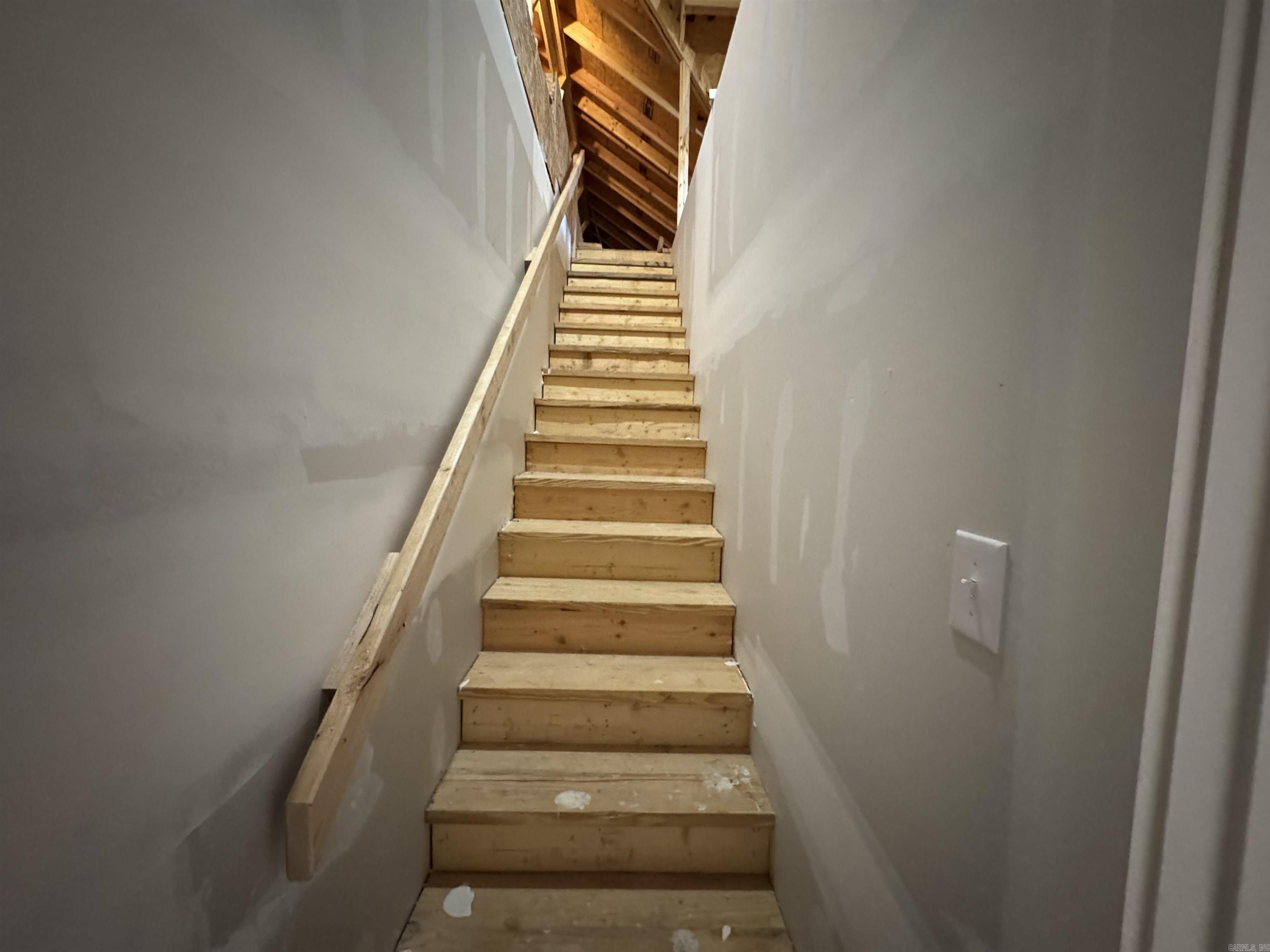 JAXON TERRACE - Residential