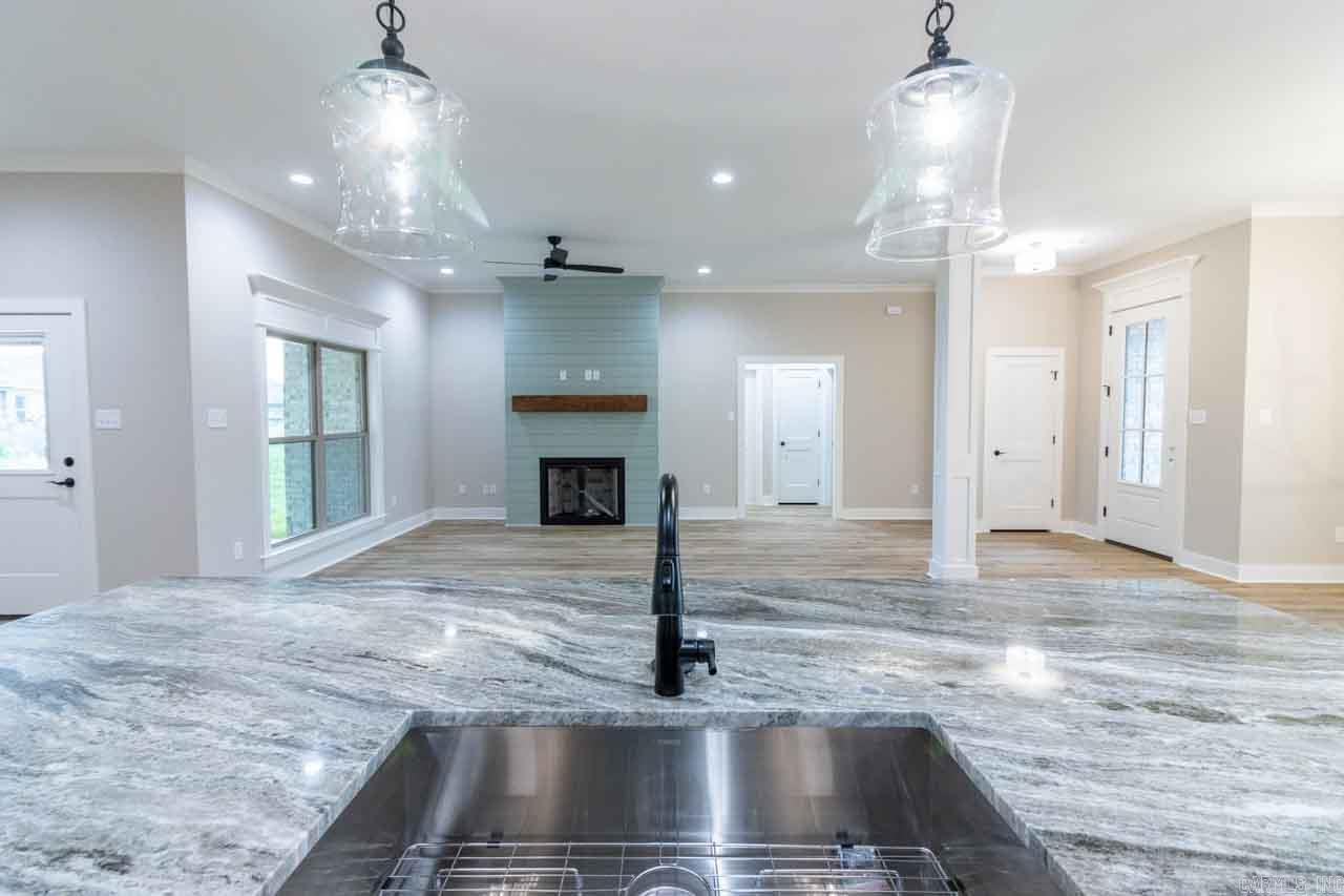 JAXON TERRACE - Residential