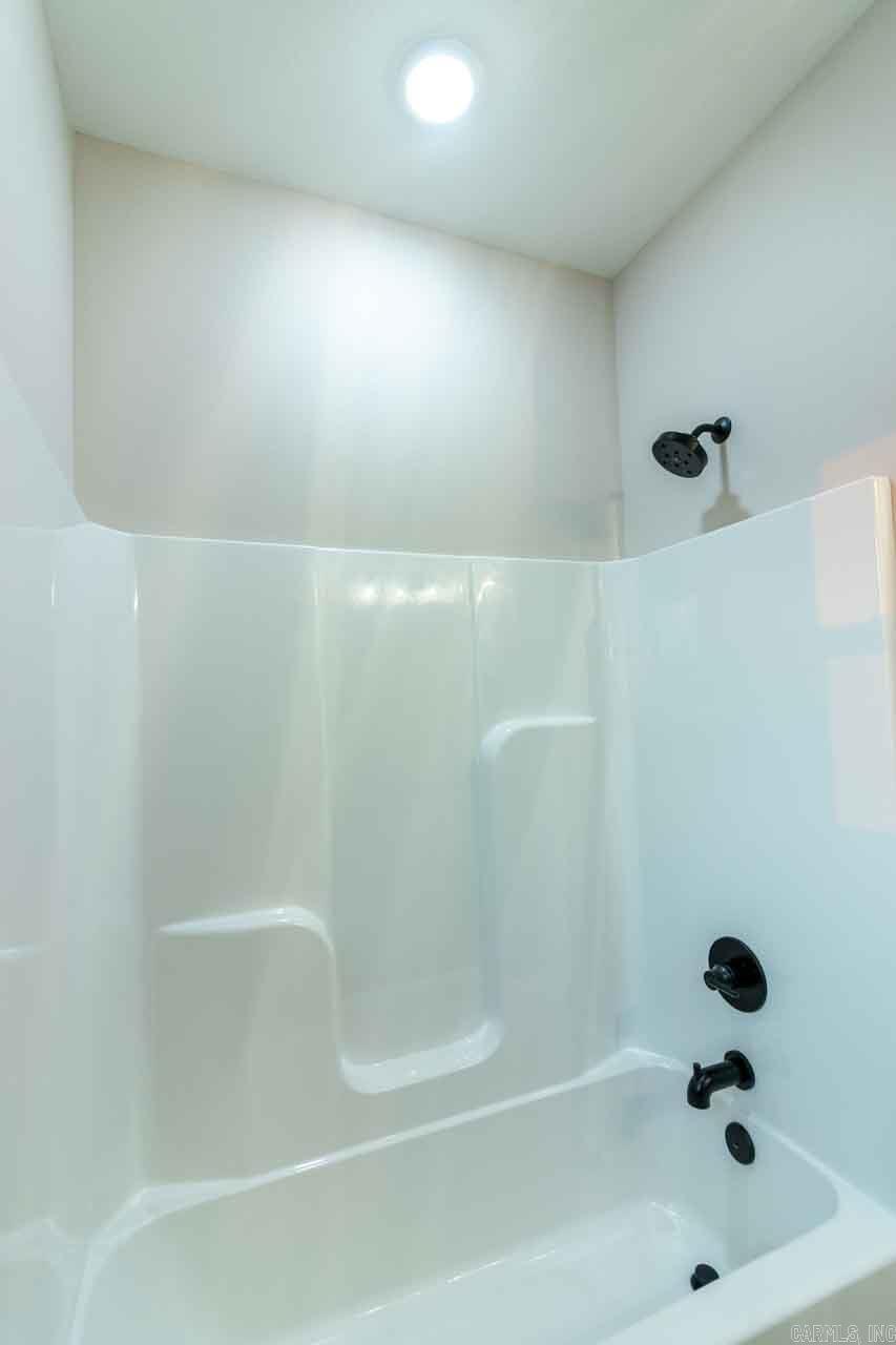 JAXON TERRACE - Residential