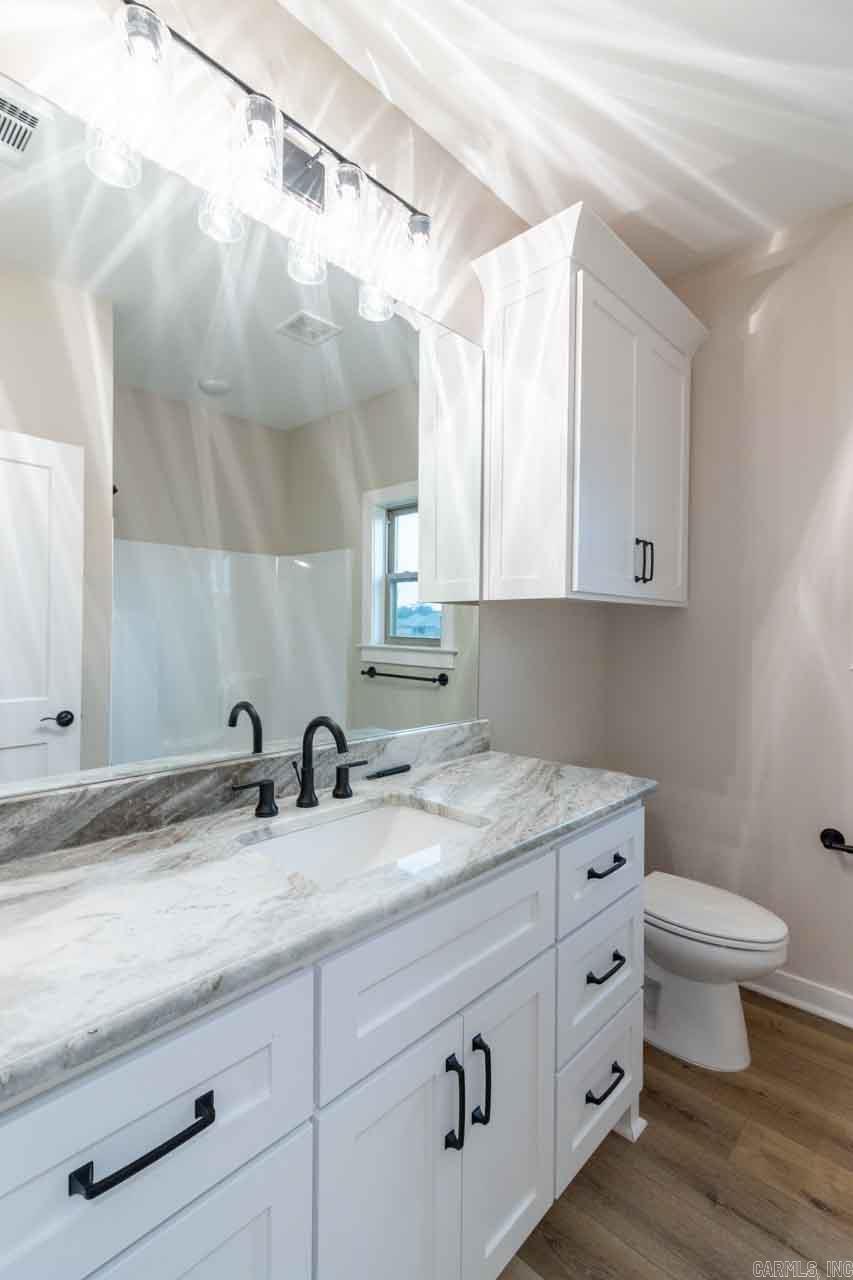 JAXON TERRACE - Residential