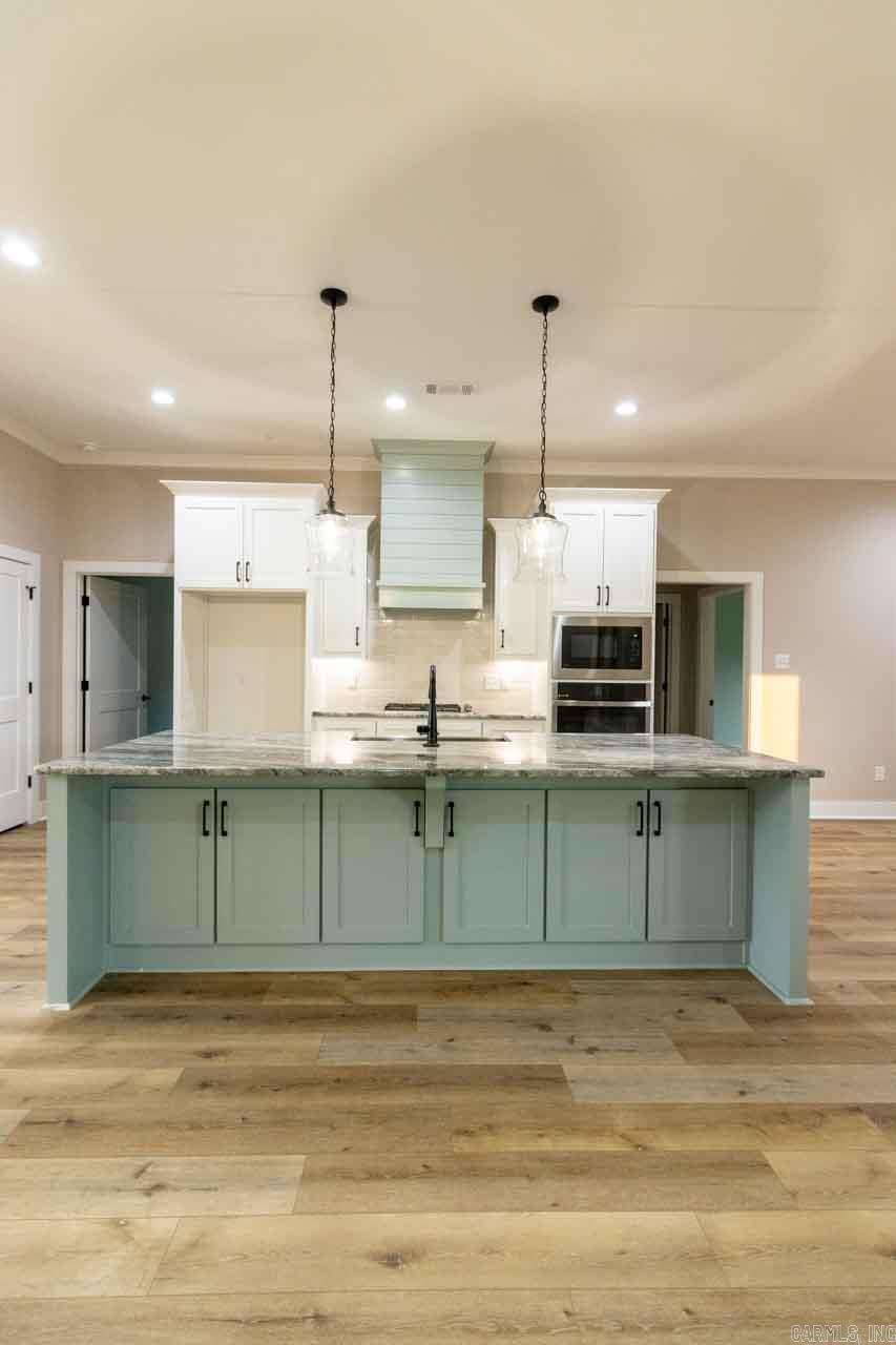 JAXON TERRACE - Residential