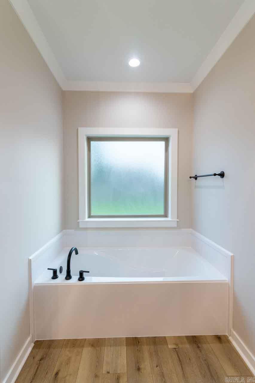 JAXON TERRACE - Residential