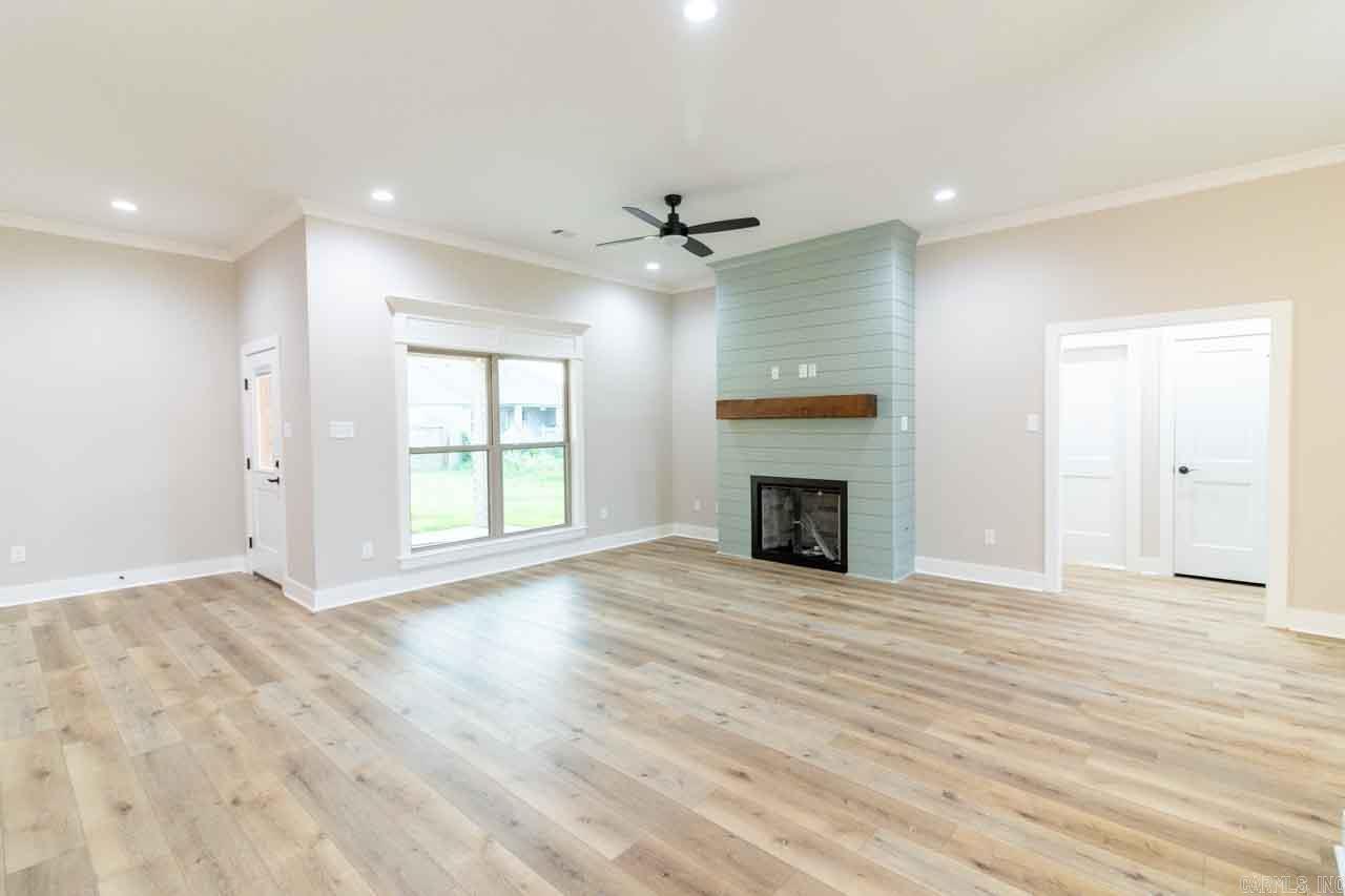 JAXON TERRACE - Residential