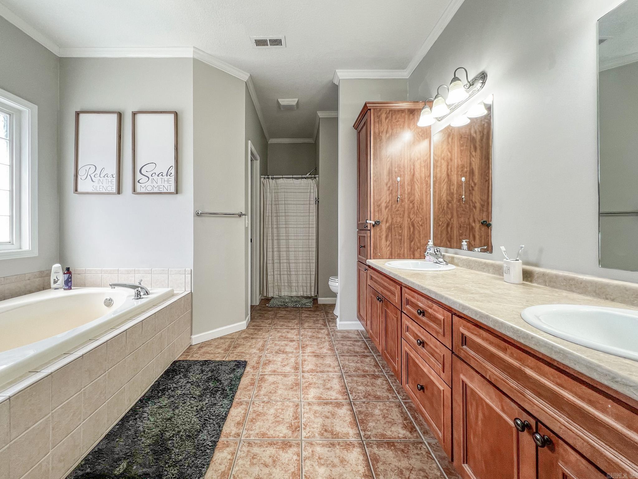 DELTA HIGHLANDS SUBDIVISION - Residential