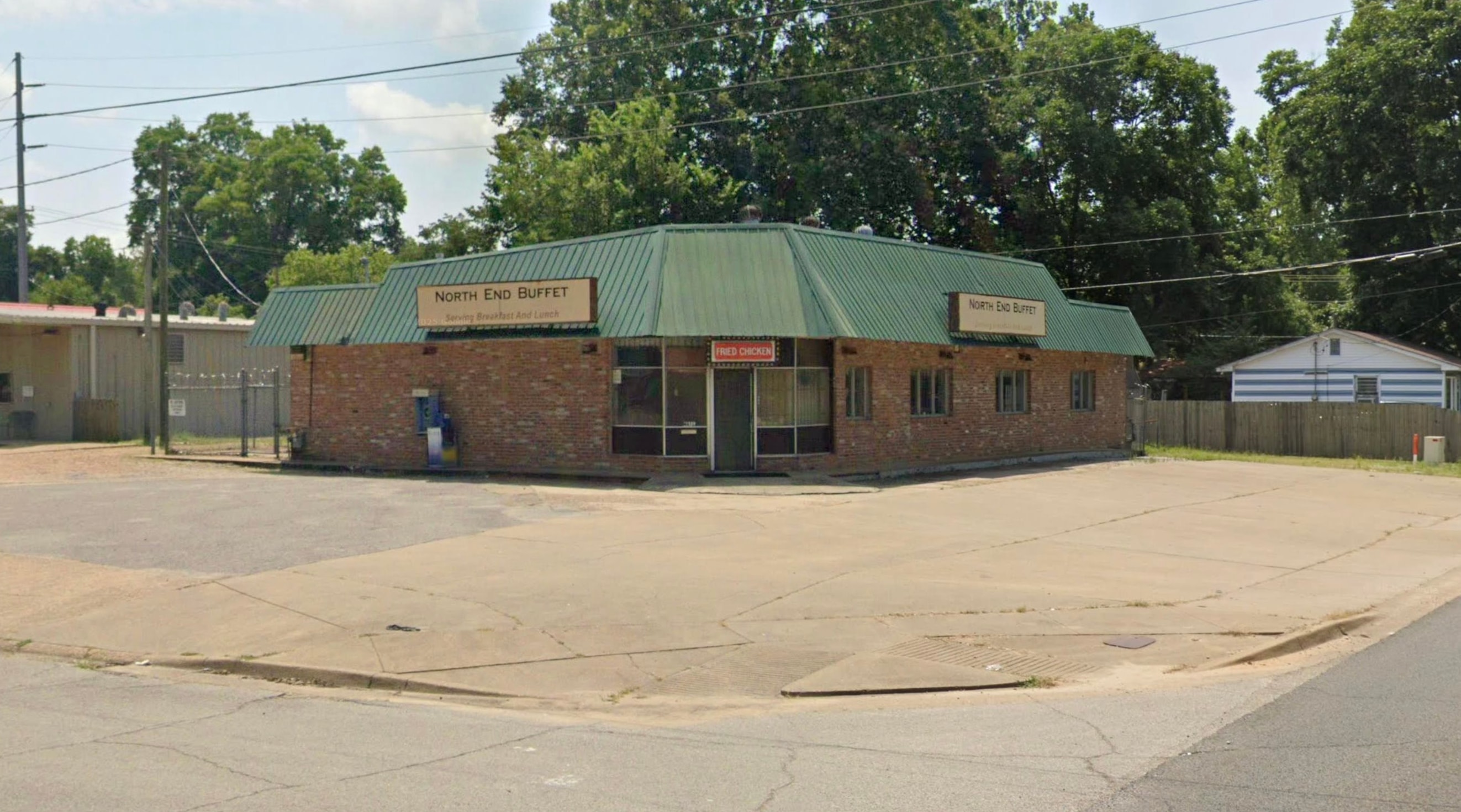 Prime Corner Location in Downtown Jonesboro - For Lease! Formerly home to the North End Buffet, this 2,924 SF freestanding building sits on a high-visibility corner lot at 101 E Forrest St. With 768 SF of the building dedicated to storage, this space offers a flexible layout ideal for a range of business uses. Offered at $2,500/month on a gross lease tenant is responsible for utilities and maintenance. Don't miss this opportunity to lease a well-known location in the heart of Jonesboro!