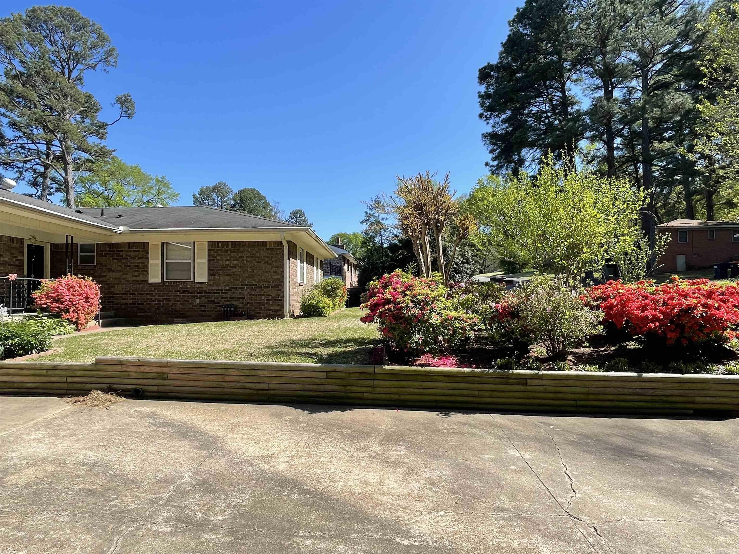 Forrest Hill - Residential