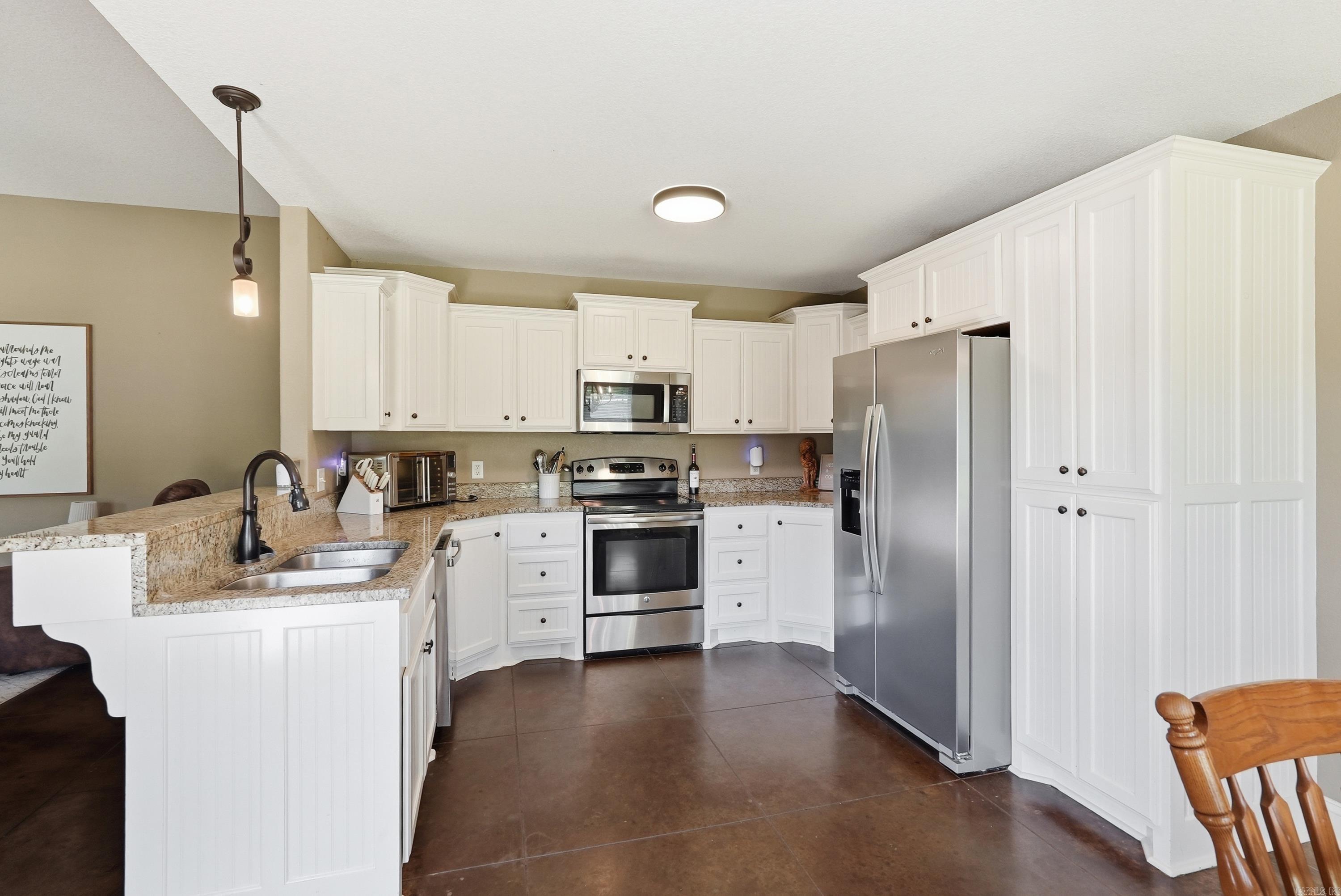 SPRING VALLEY - Residential