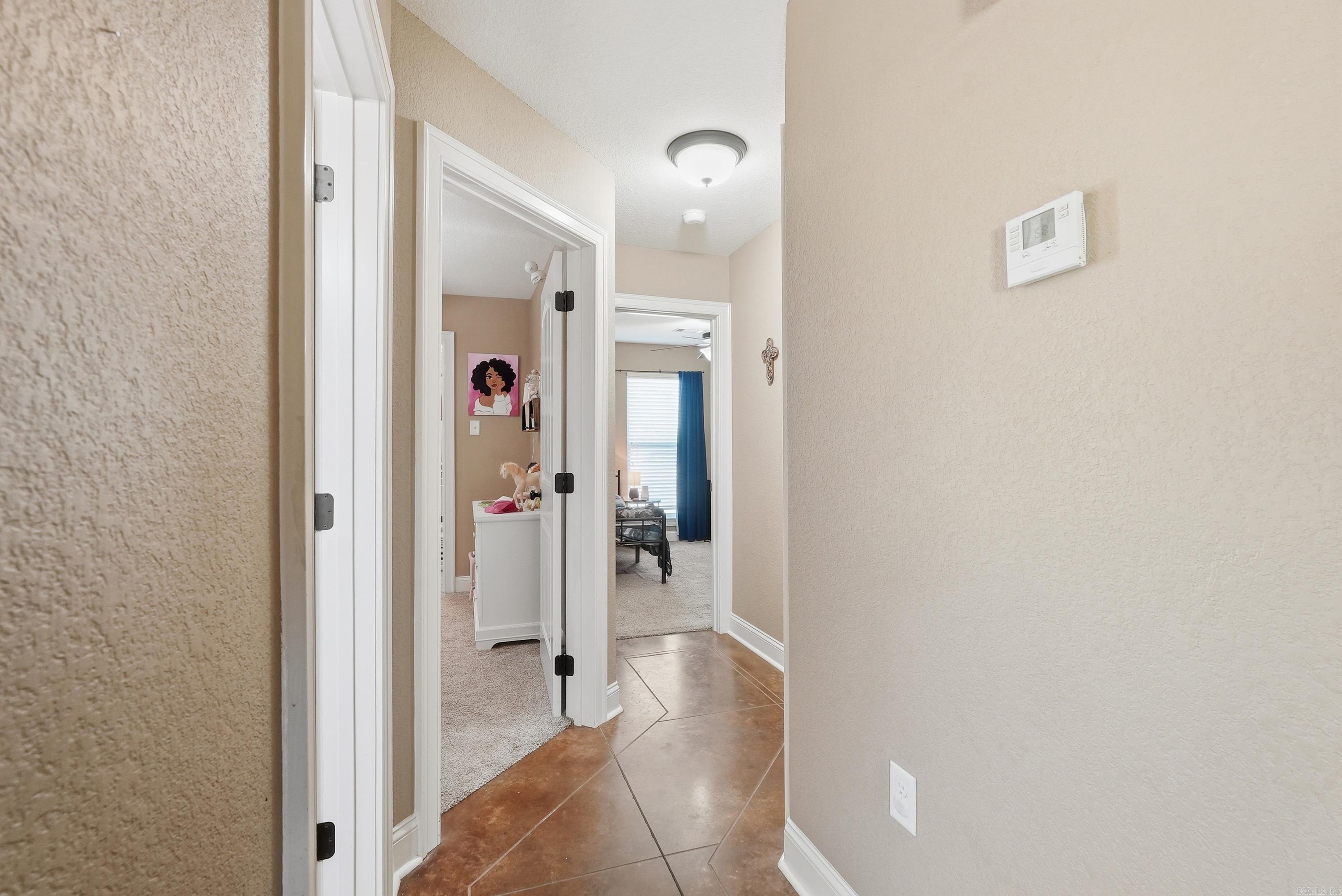 SPRING VALLEY - Residential