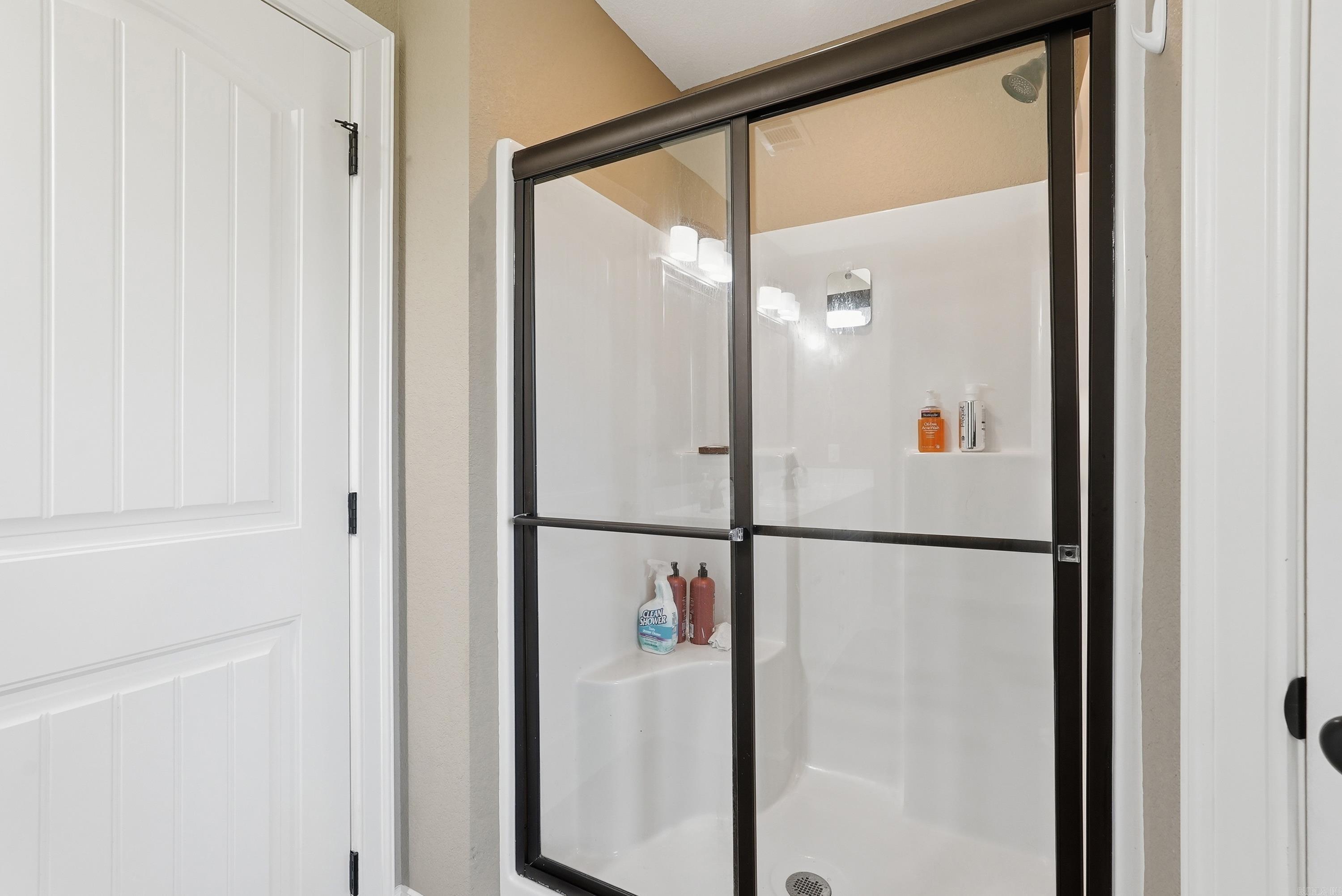 SPRING VALLEY - Residential