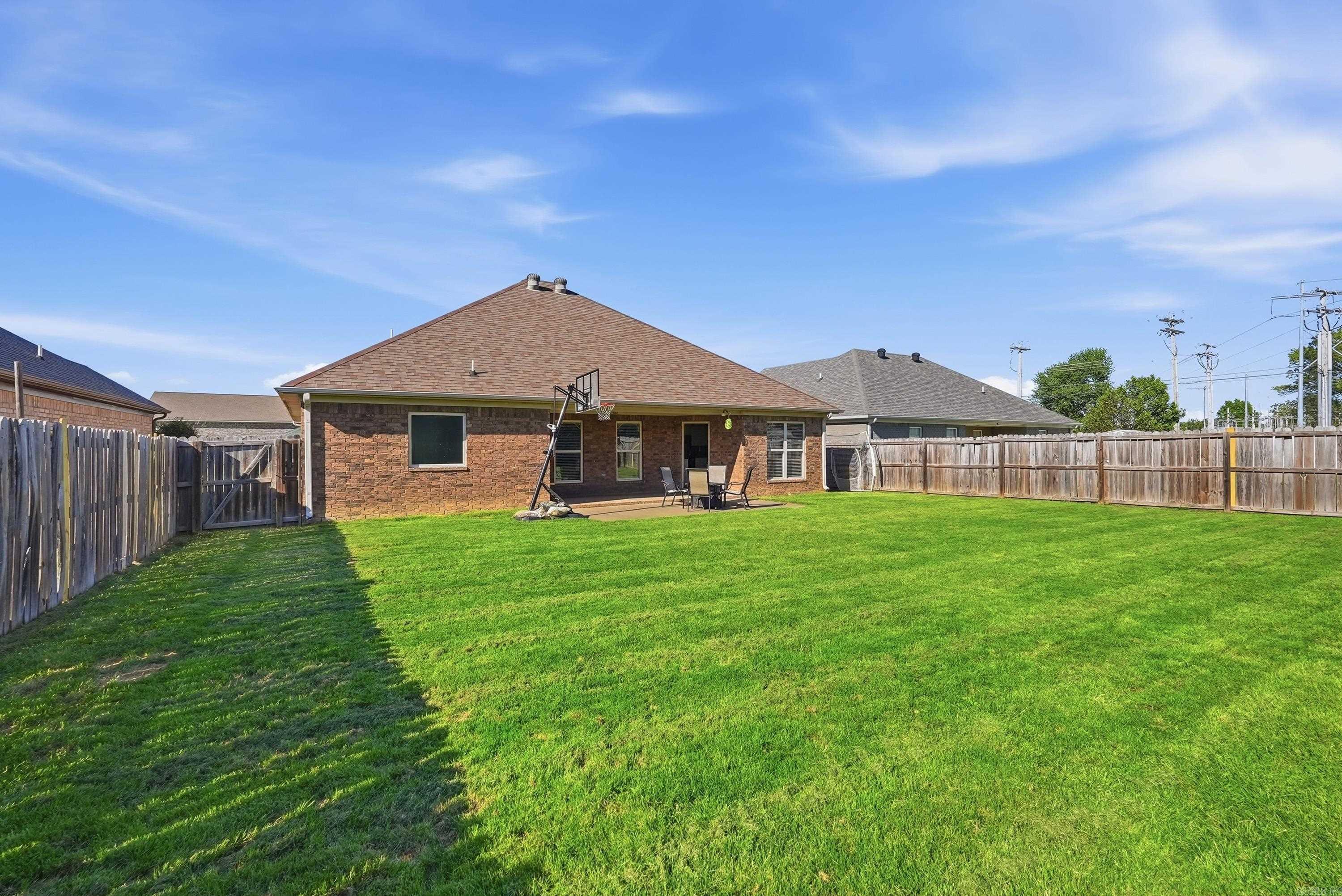 SPRING VALLEY - Residential