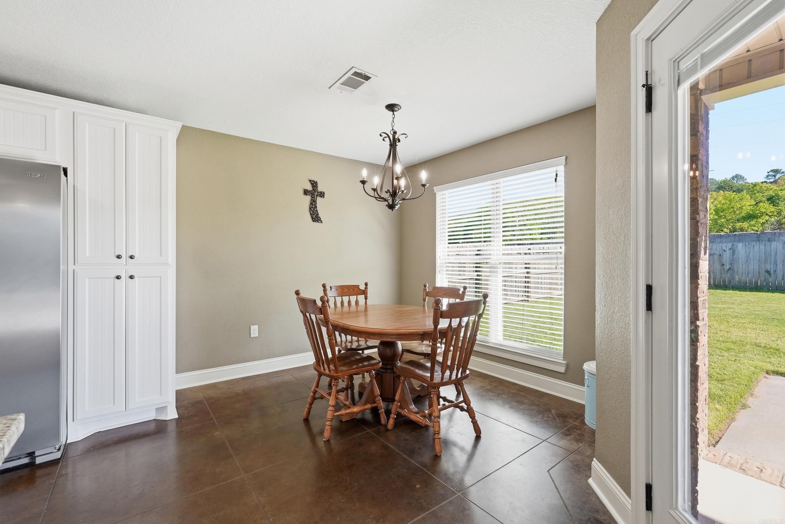 SPRING VALLEY - Residential