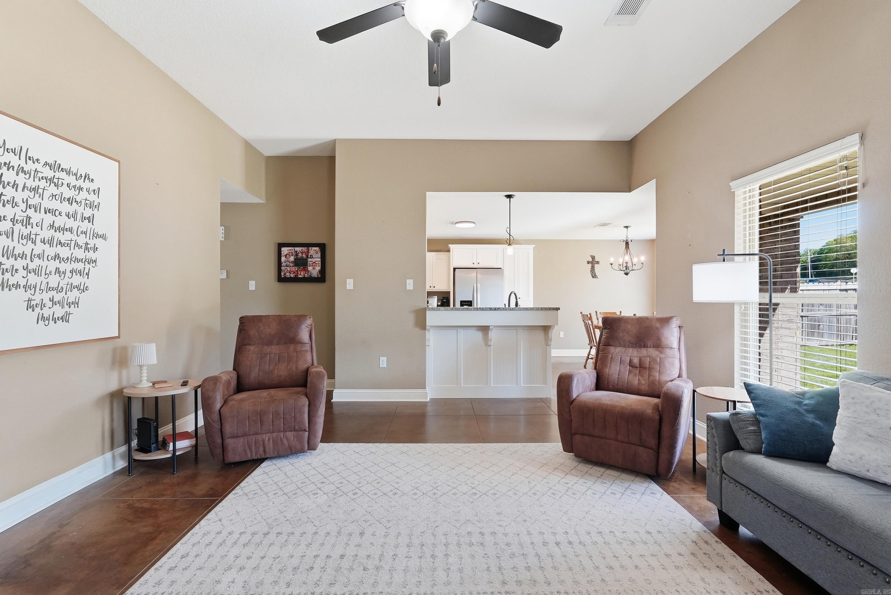 SPRING VALLEY - Residential