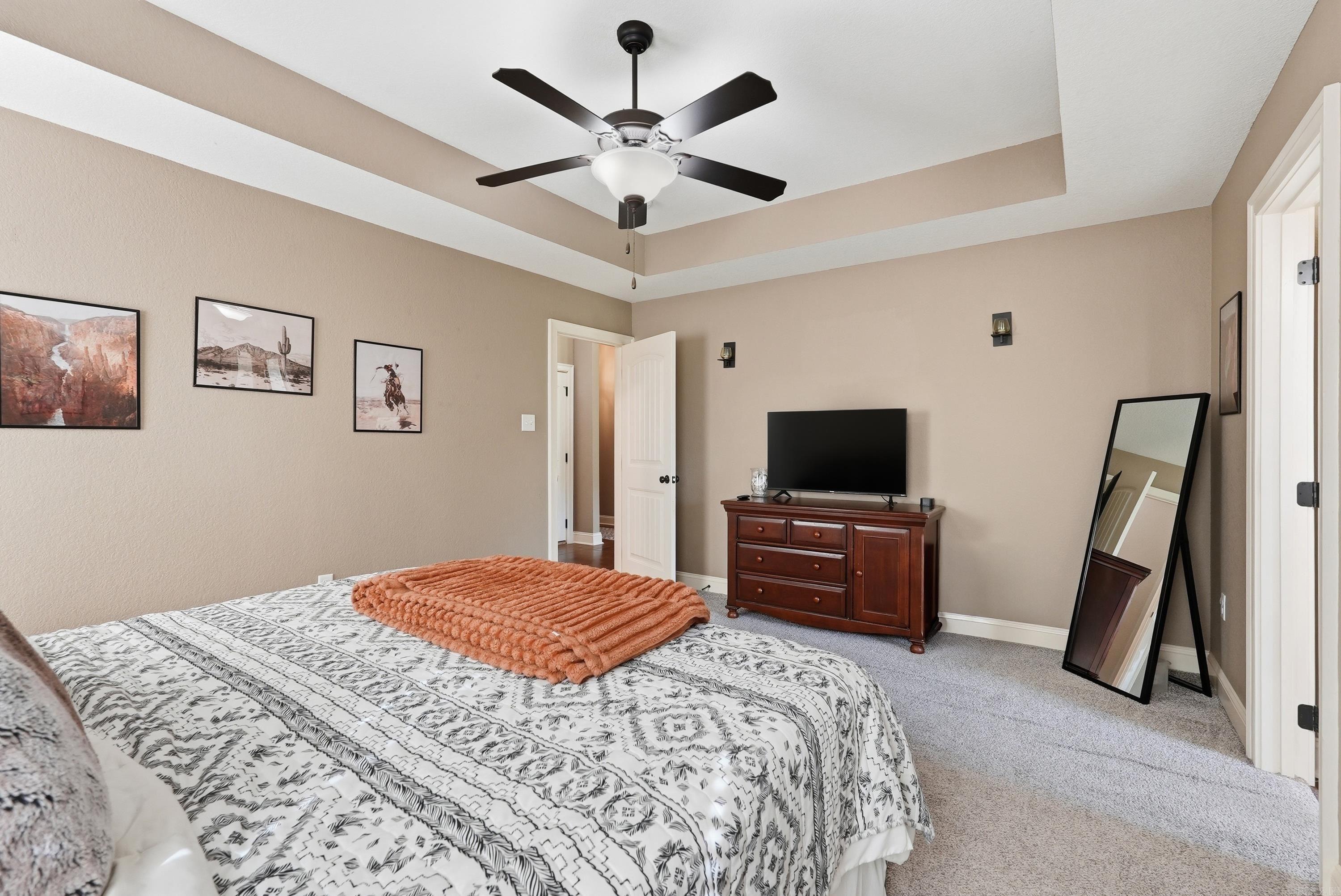 SPRING VALLEY - Residential