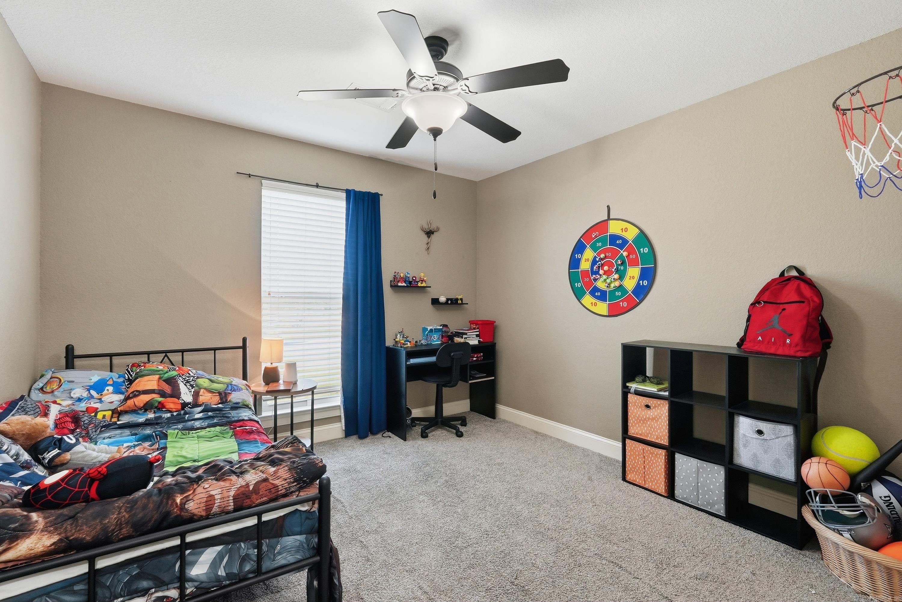 SPRING VALLEY - Residential