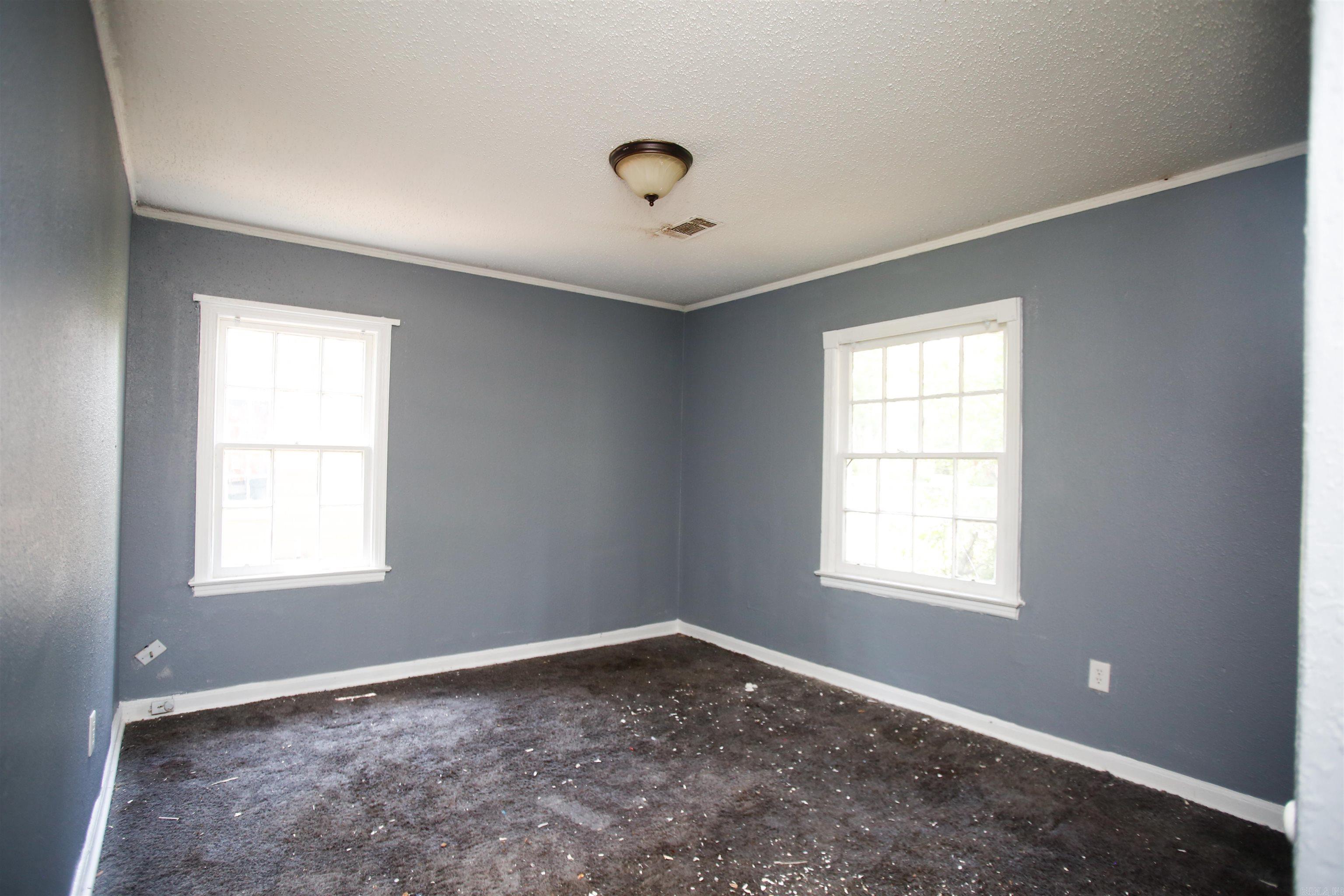 Austin & Taylor - Residential Lease