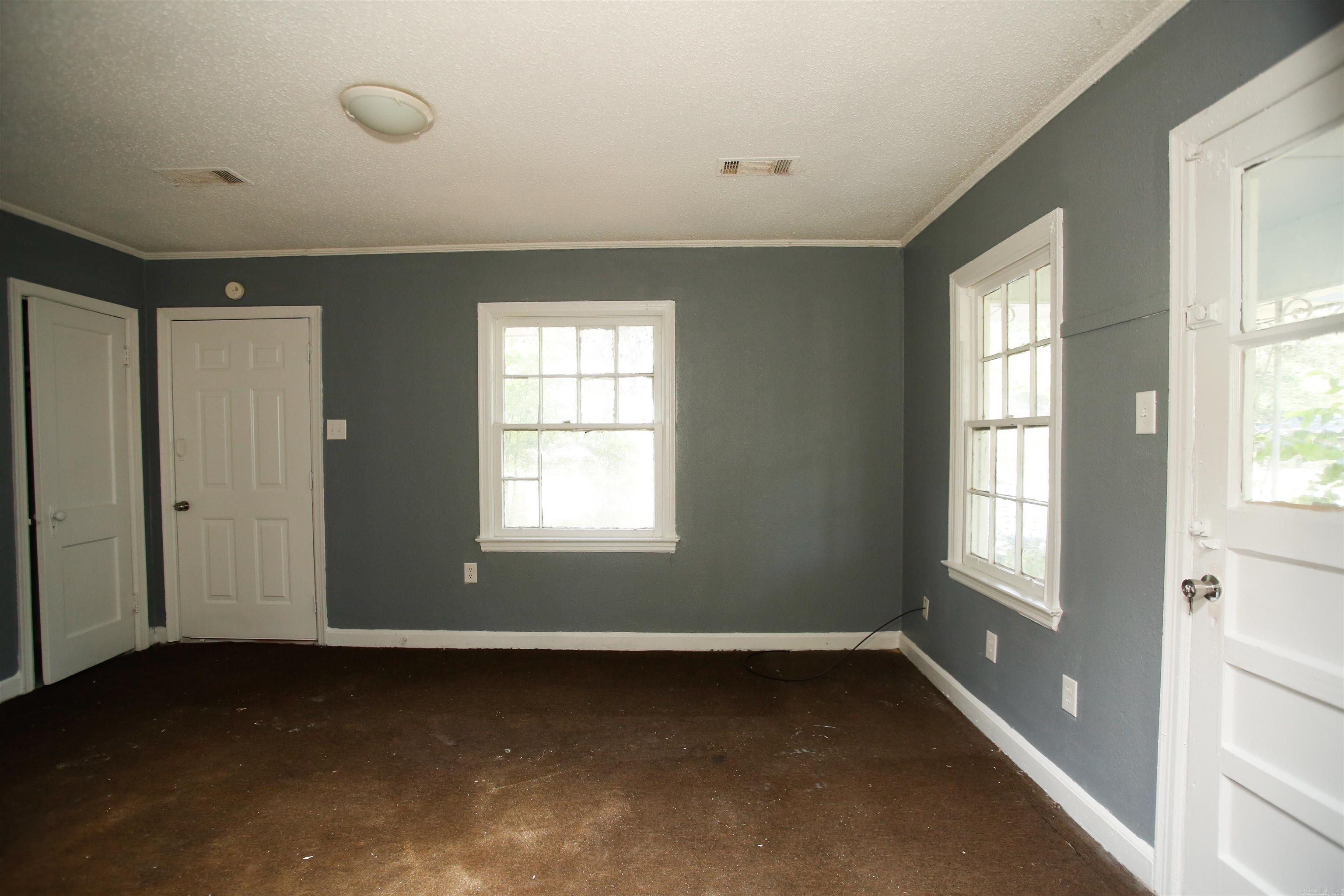 Austin & Taylor - Residential Lease