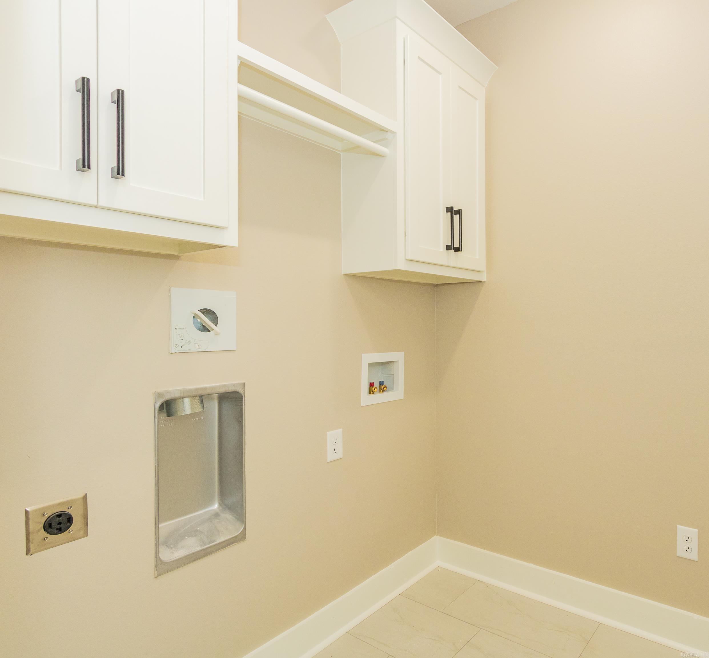 GARLANDS - Residential