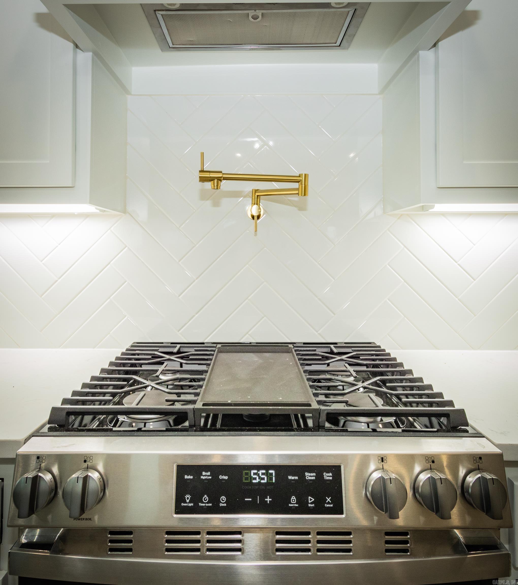 GARLANDS - Residential