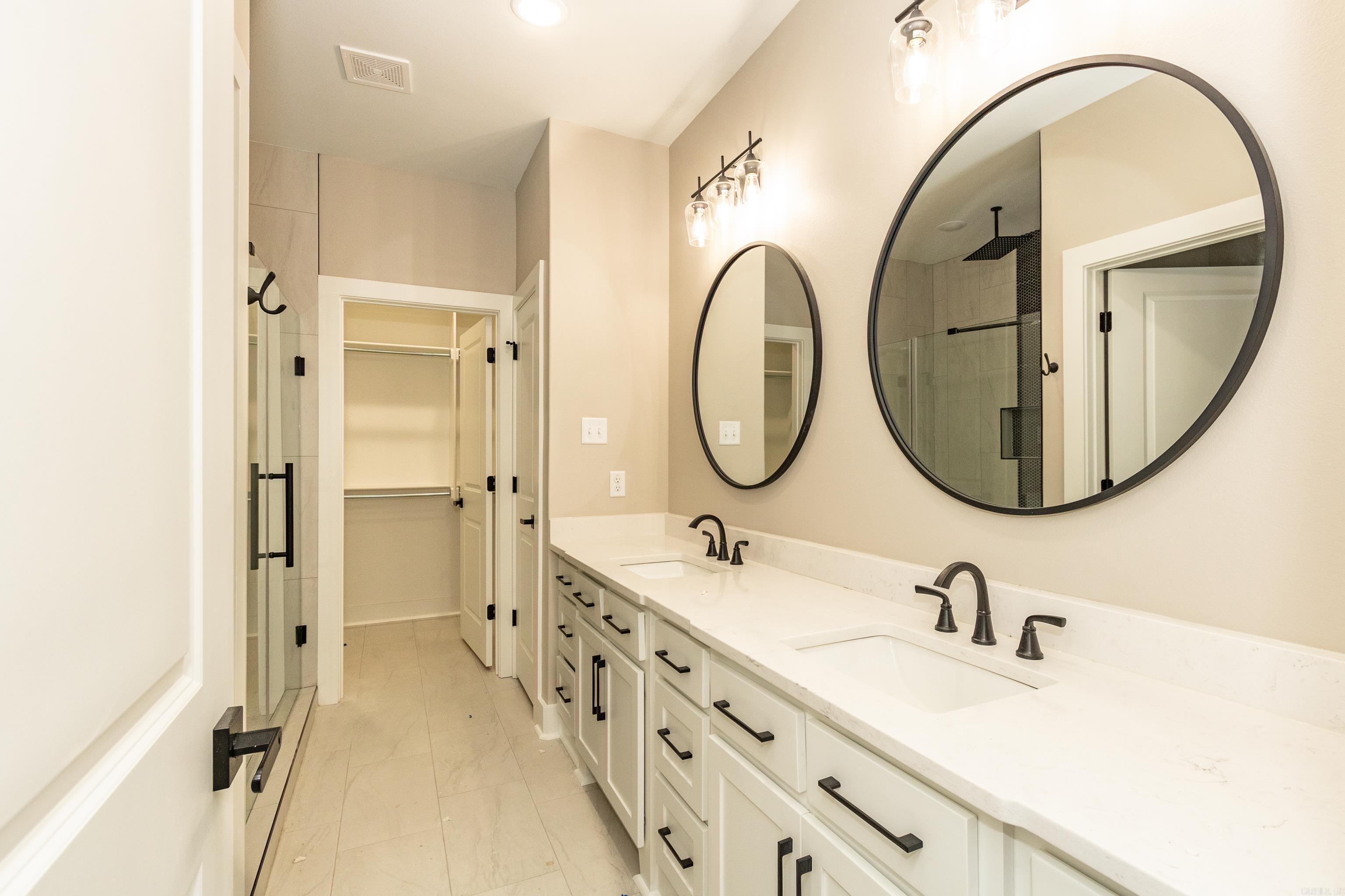 GARLANDS - Residential